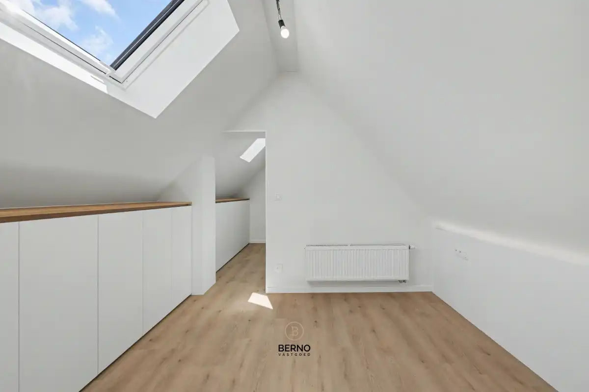 Instapklare en energiezuinige gerenoveerde woning. foto 21