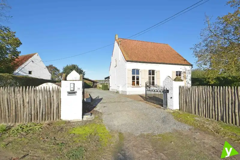 Idyllische woning met prachtige tuin foto 22