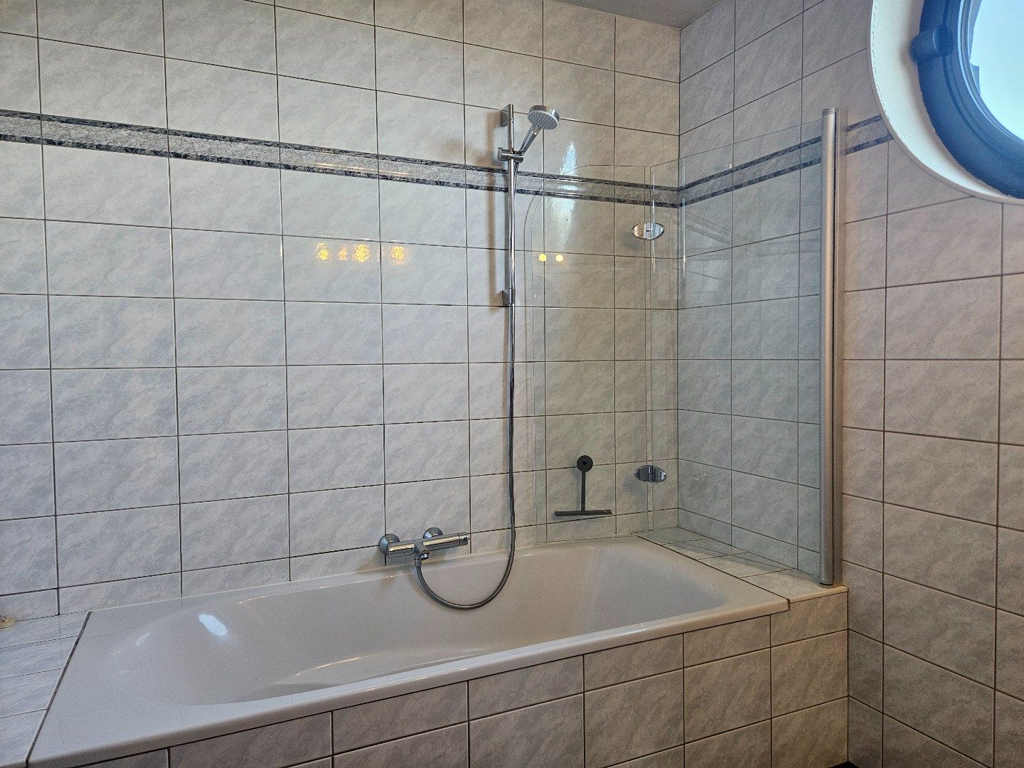 Leuke gezinswoning met 3 slaapkamers in OLV-Olen! foto 11