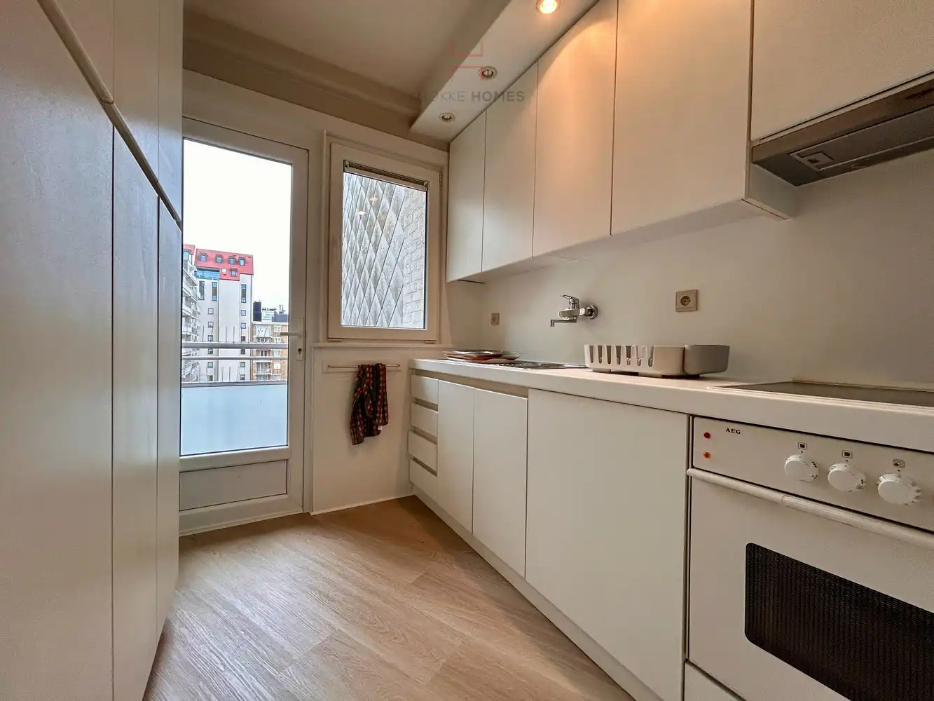 Gemeubeld twee-slaapkamer appartement met zijdelings zeezicht in een zijstraat van de zeedijk te Albertstrand foto 6