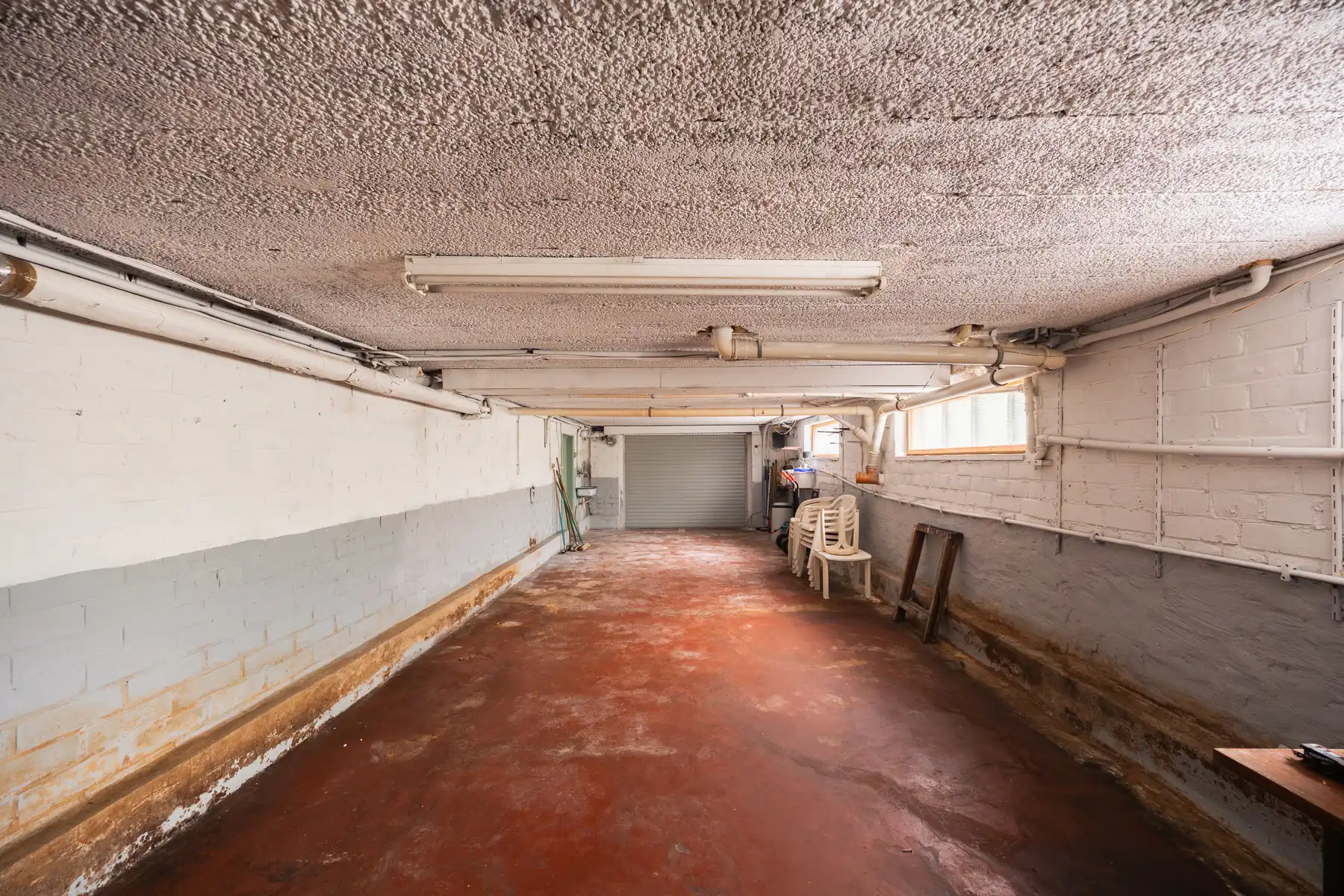 Karaktervolle villa met veel potentieel op een riant perceel foto 14