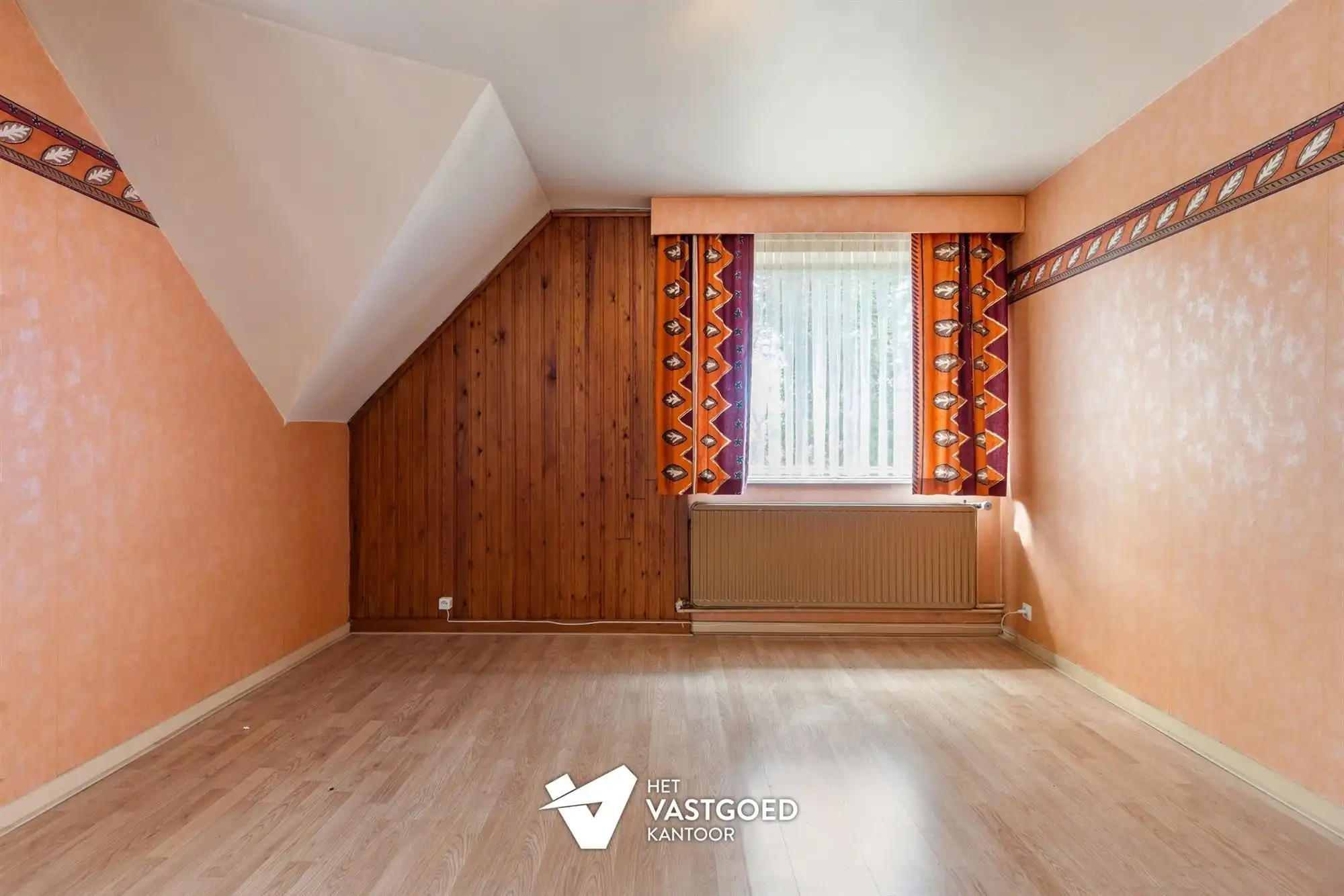 STATIGE WONING MET RENOVATIEMOGELIJKHEDEN MET 4 SLAAPKAMERS EN KNUSSE TUIN TE TESSENDERLO CENTRUM foto 21