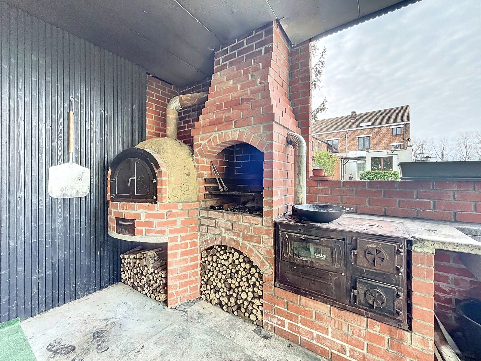 Instapklare woning met 5 slpks - tuin mét zwembad en sauna foto 23