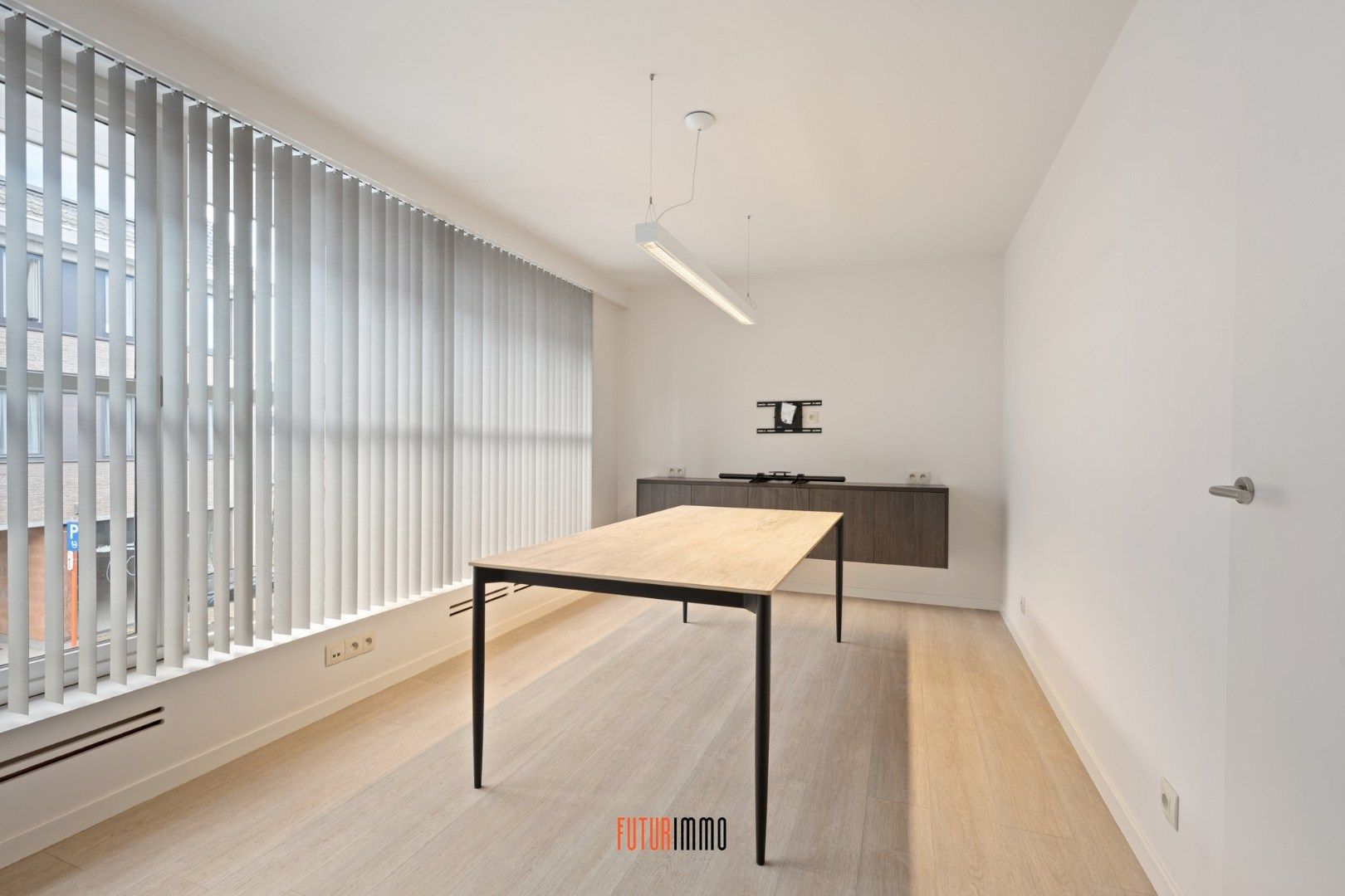 Polyvalente (handels)eigendom in hartje Rumbeke foto 19