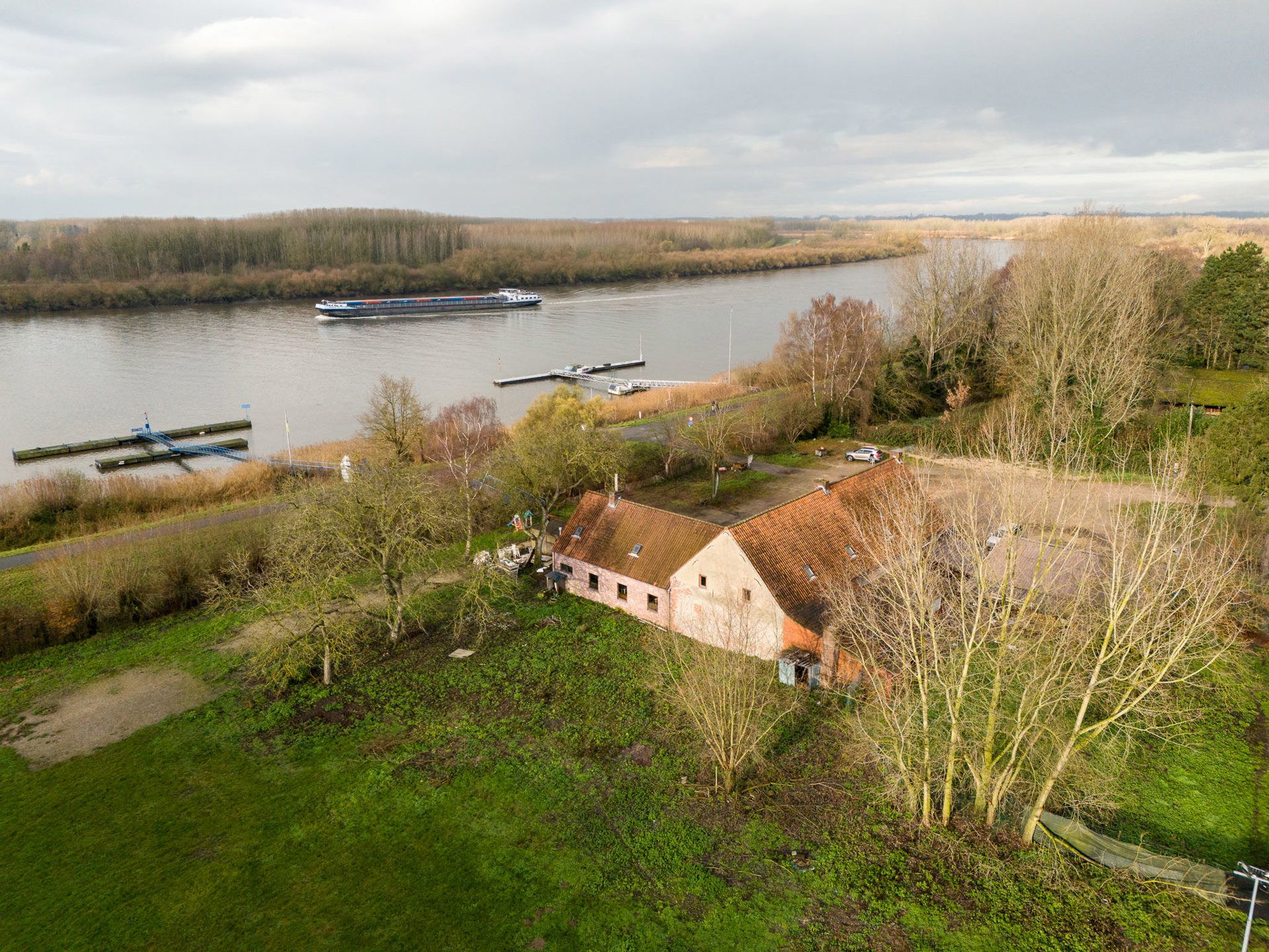 Unieke locatie voor horecagelegenheid foto 8