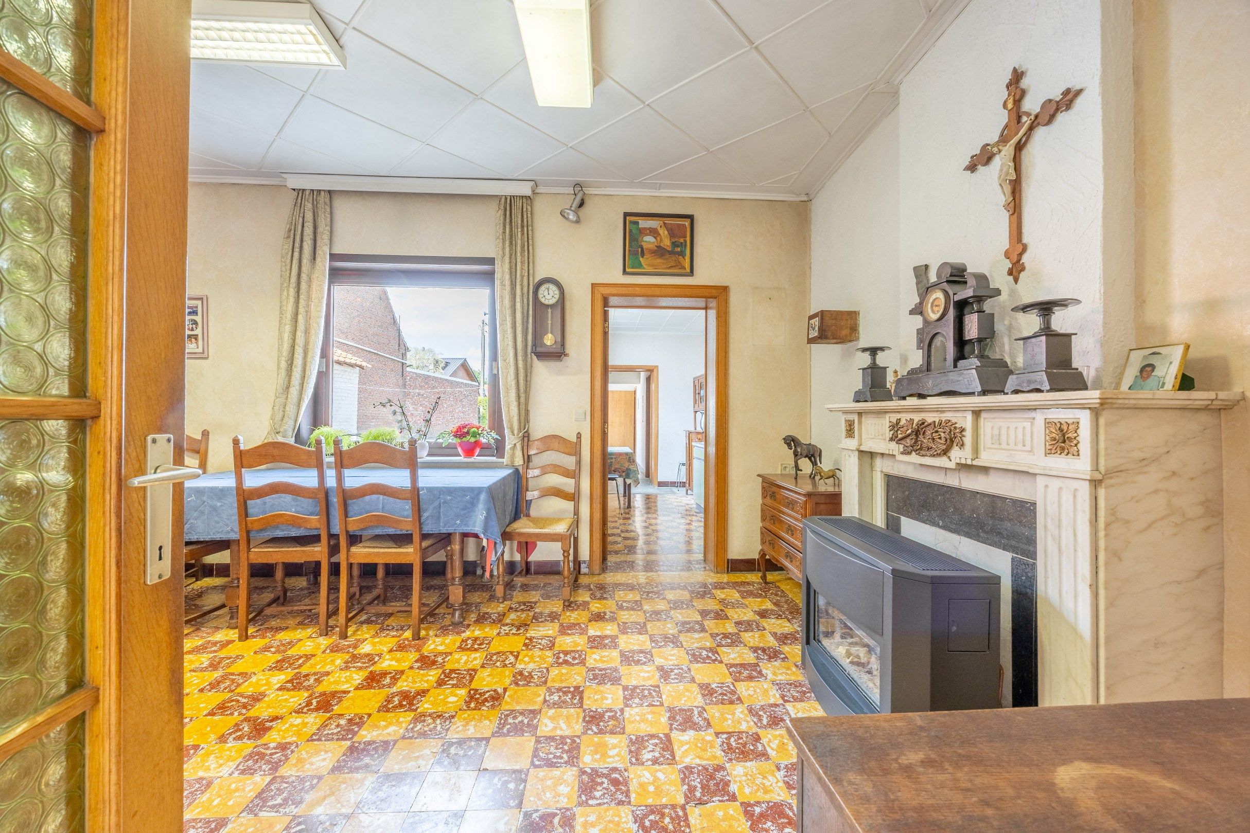TE RENOVEREN WONING OP RUIM PERCEEL  foto 5