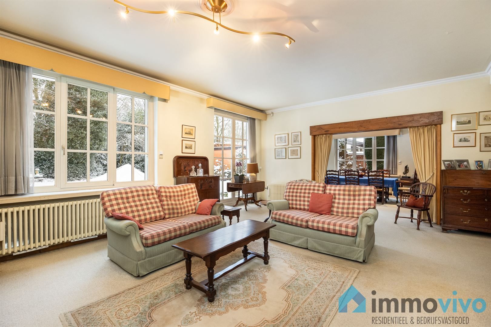 Ruime te renoveren villa op 925 m² op toplocatie foto 14