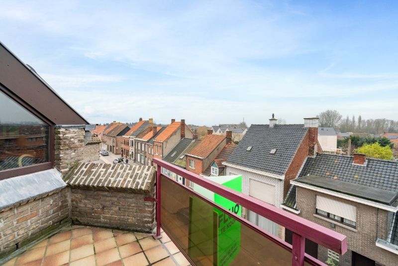 Lichtrijk appartement met garage nabij centrum Roeselare foto 11