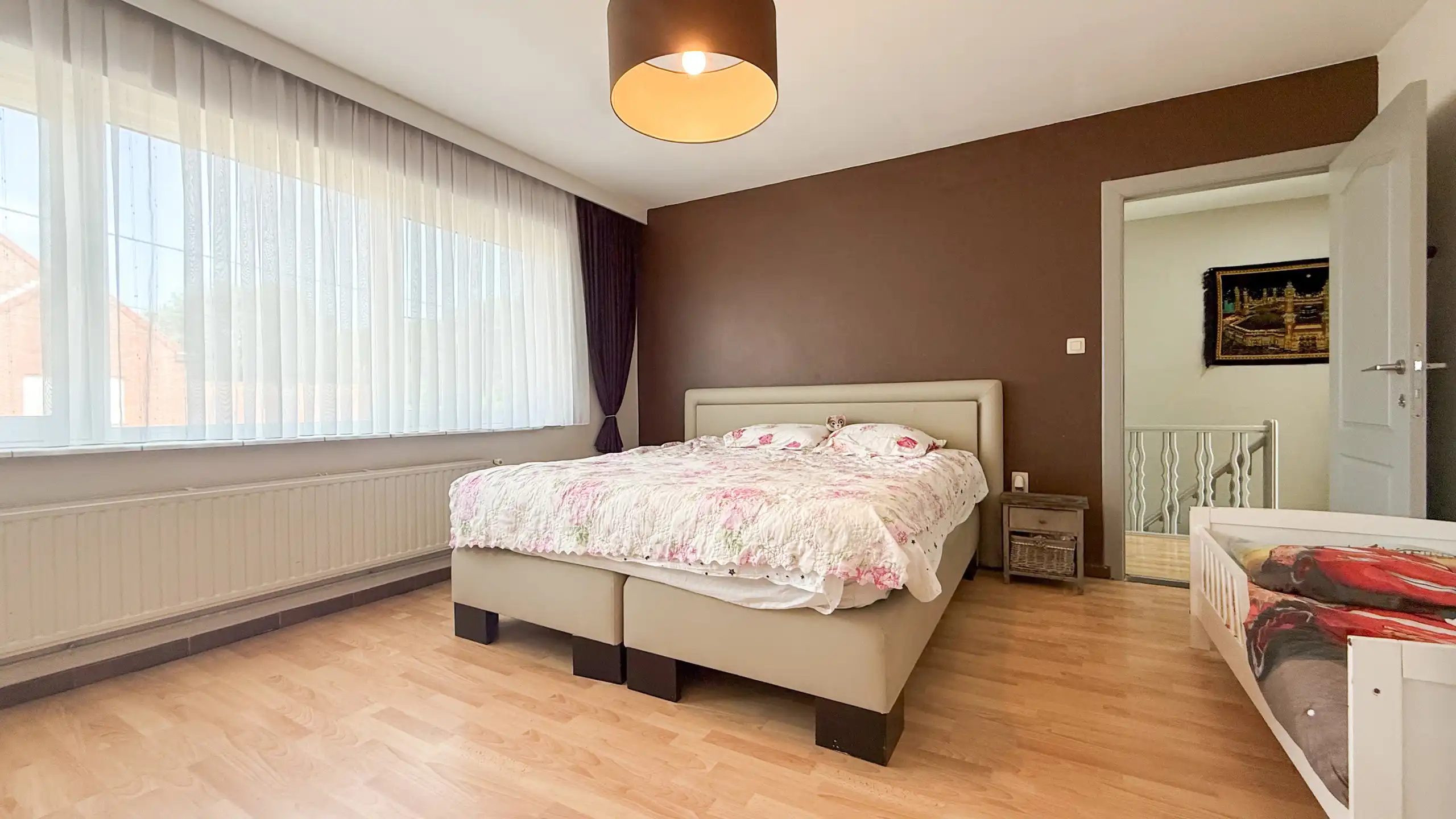 Instapklare woning met 3slpks, kelder en mooie tuin in Ham! foto 22