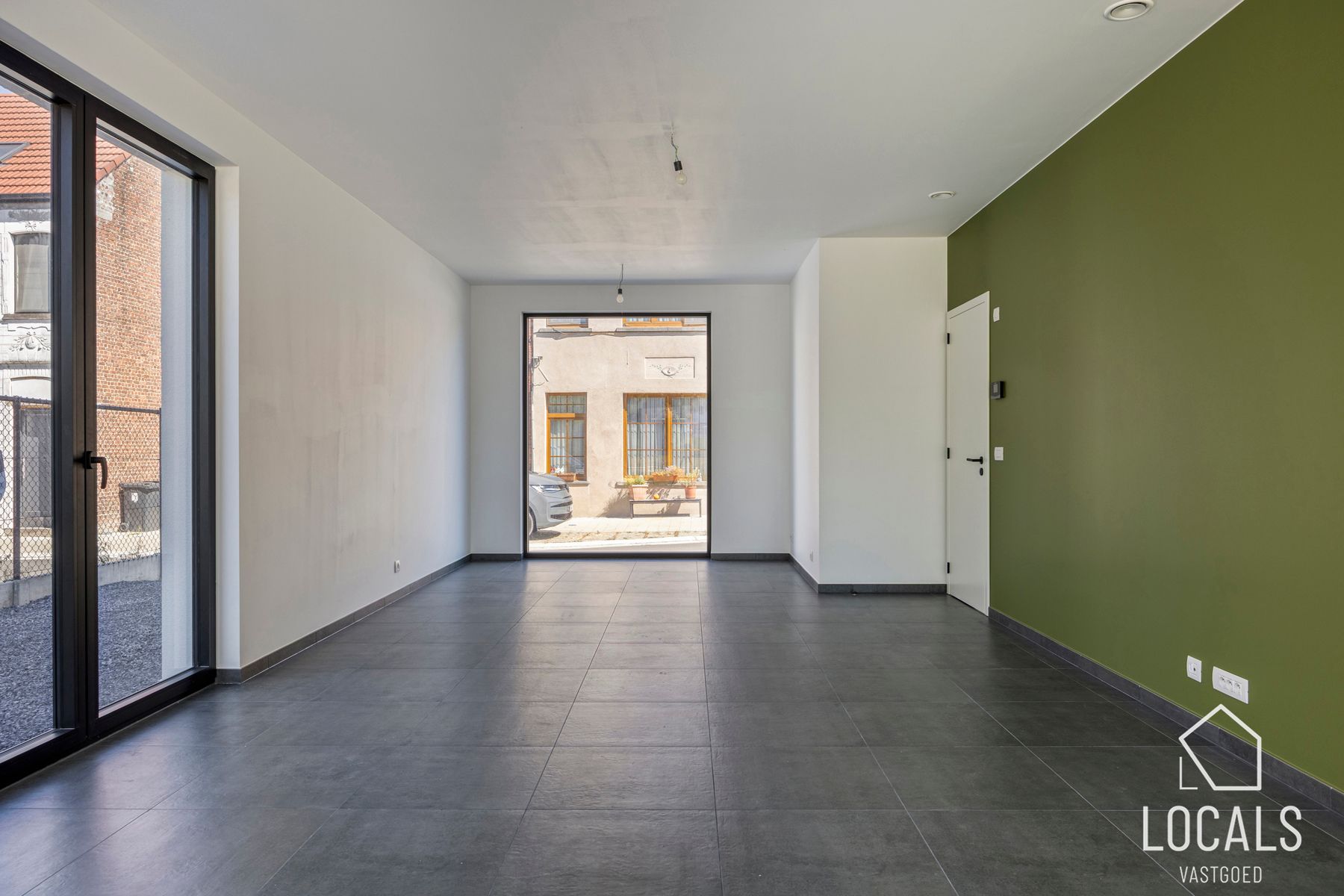 Prachtige nieuwbouwwoning op 642m² met zuidgerichte tuin foto 10