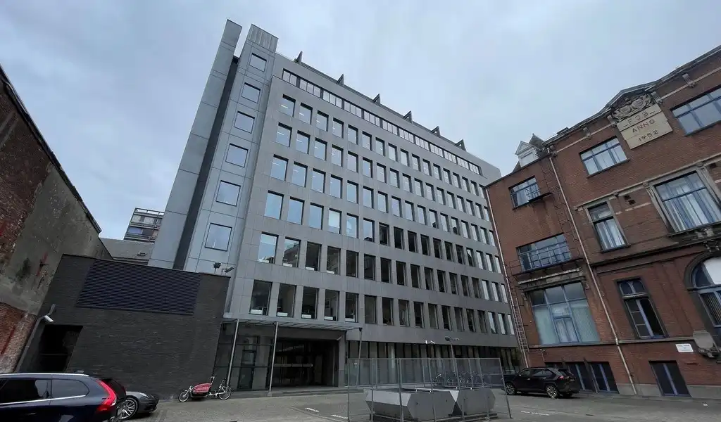 Instapklare kantoren te huur aan Stadspark in Antwerpen foto 19