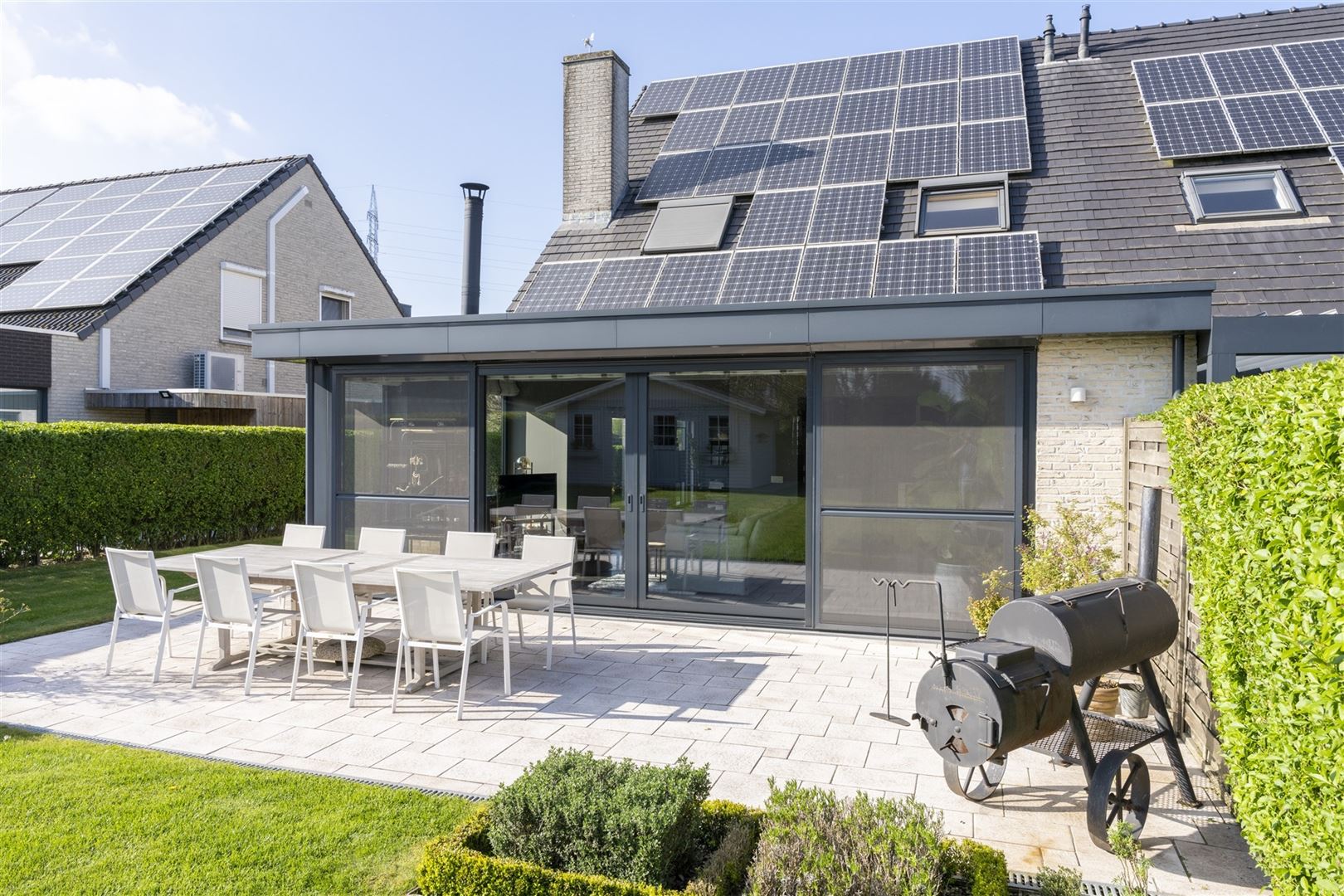 Kwalitatief afgewerkte woning met zonnige tuin, 3 slaapkamers en bureau. foto 13