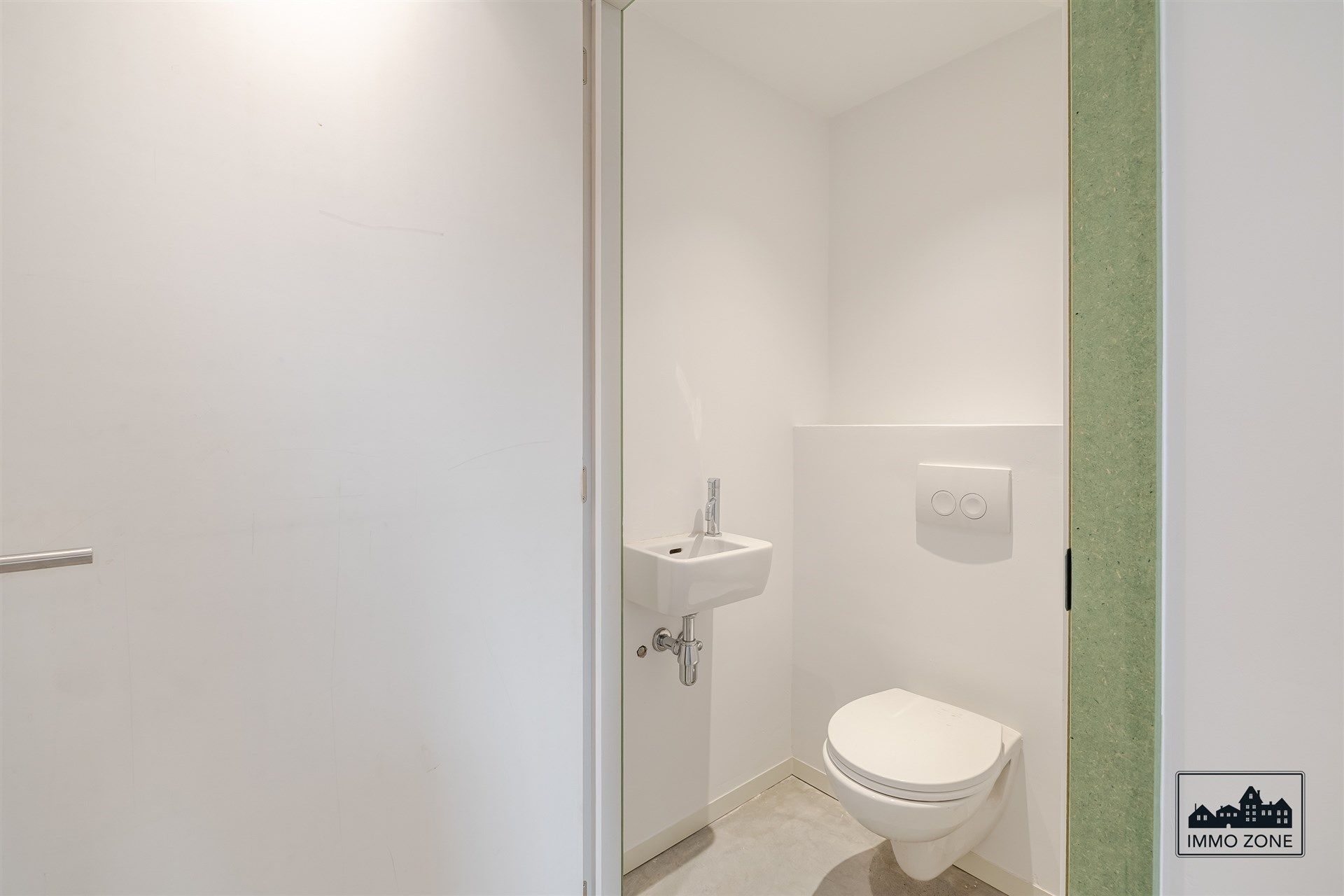 Stijlvol kantoor met veelzijdig magazijn in Sint-Niklaas foto 7