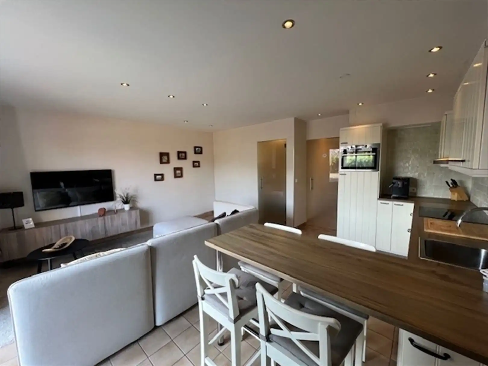 Zonnige instapklare studio met XXL-terras in Nieuwpoort foto 7