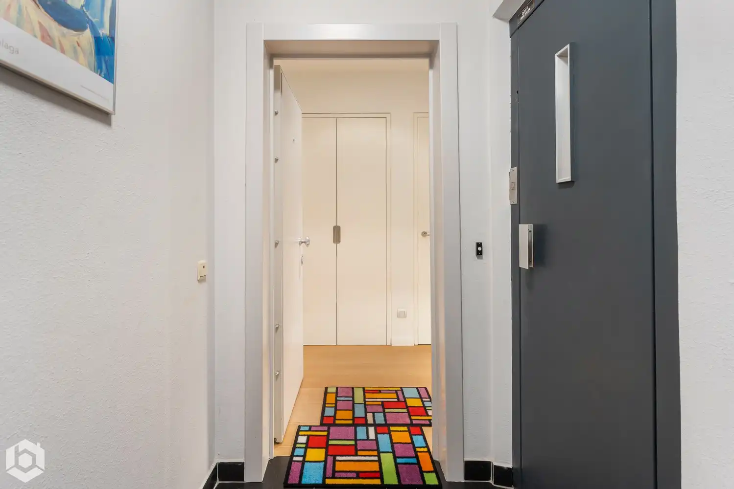 Exclusief gelijkvloers appartement met 2slpkrs, prachtige tuin en zwembad foto 34