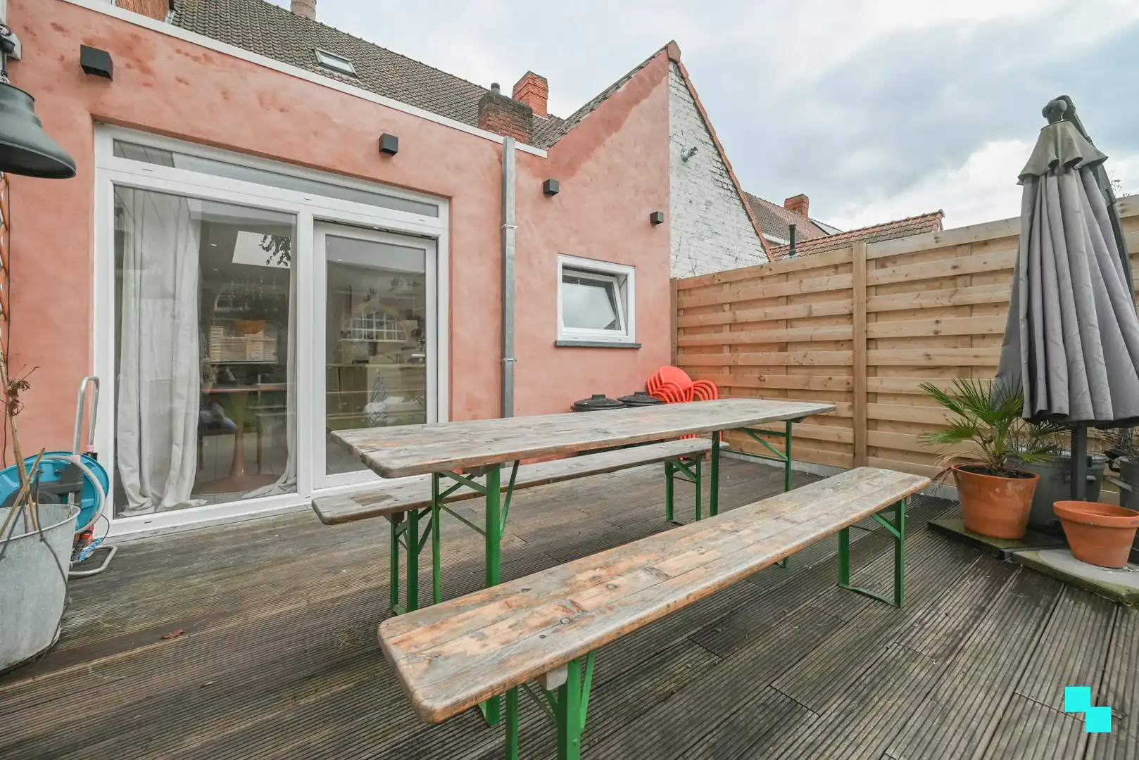 Charmante woning met gezellige stadstuin in het hartje van Izegem foto 21