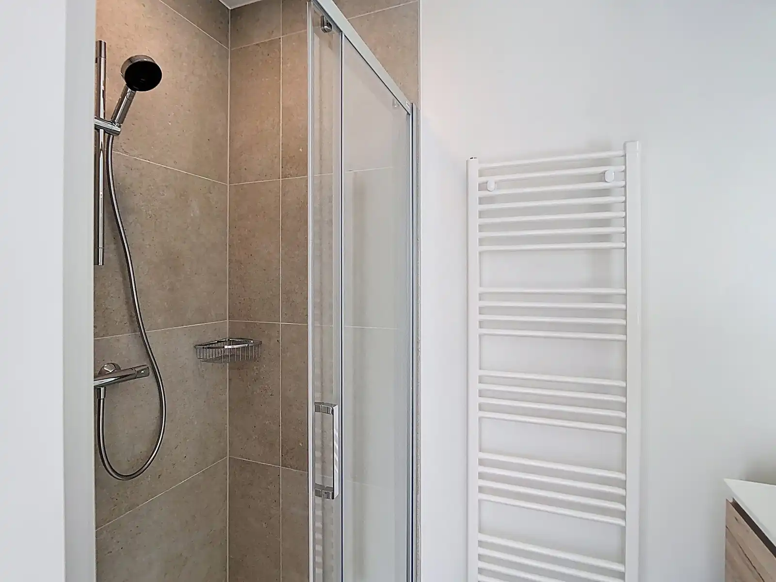 Appartement te huur foto 7