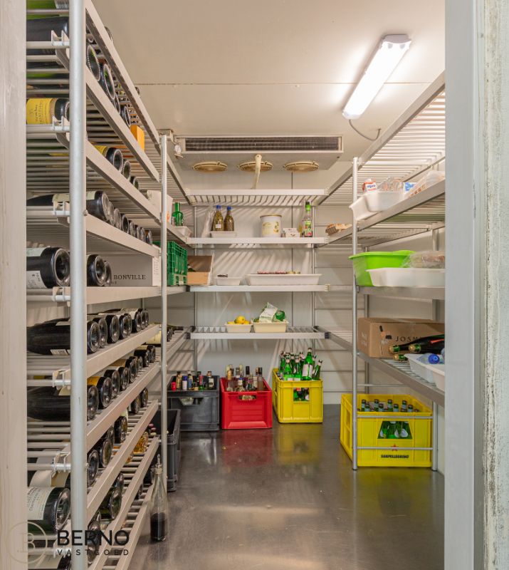 Handelspand met woonst foto 6