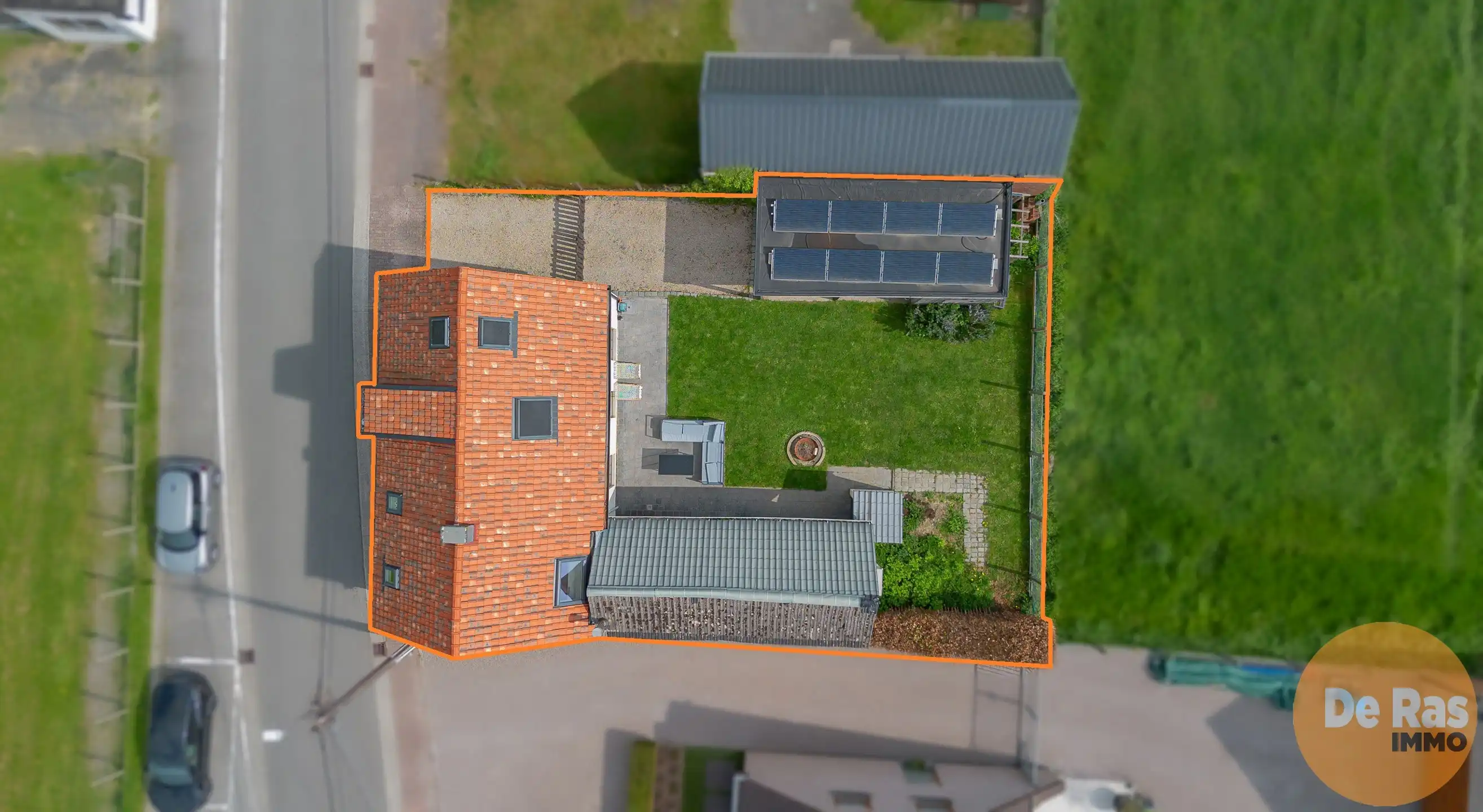 BURST-Mooi gerenoveerde hoeve op rustige locatie met carport foto 4