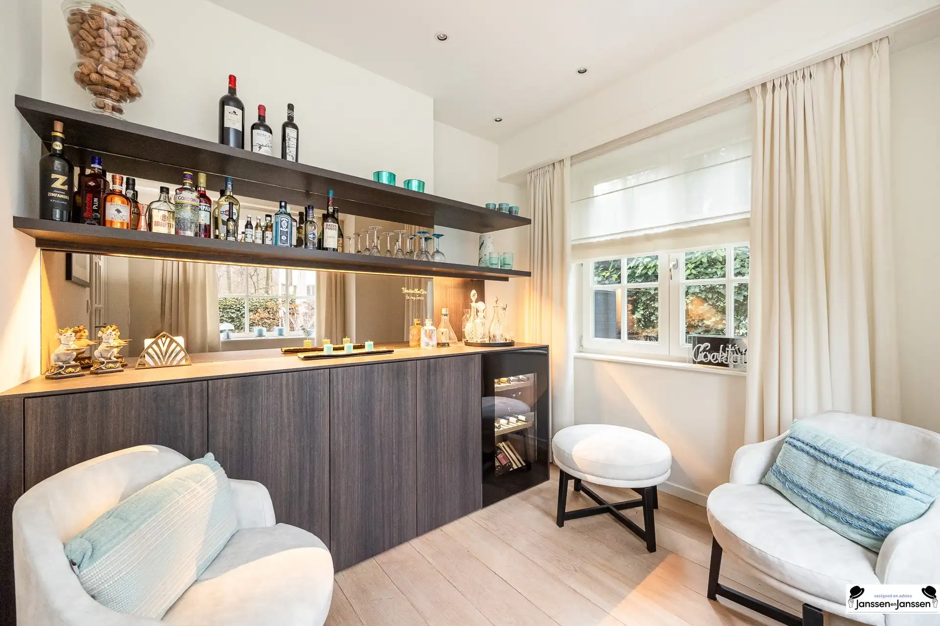 Charmante villa op toplocatie in hartje Ekeren foto 17