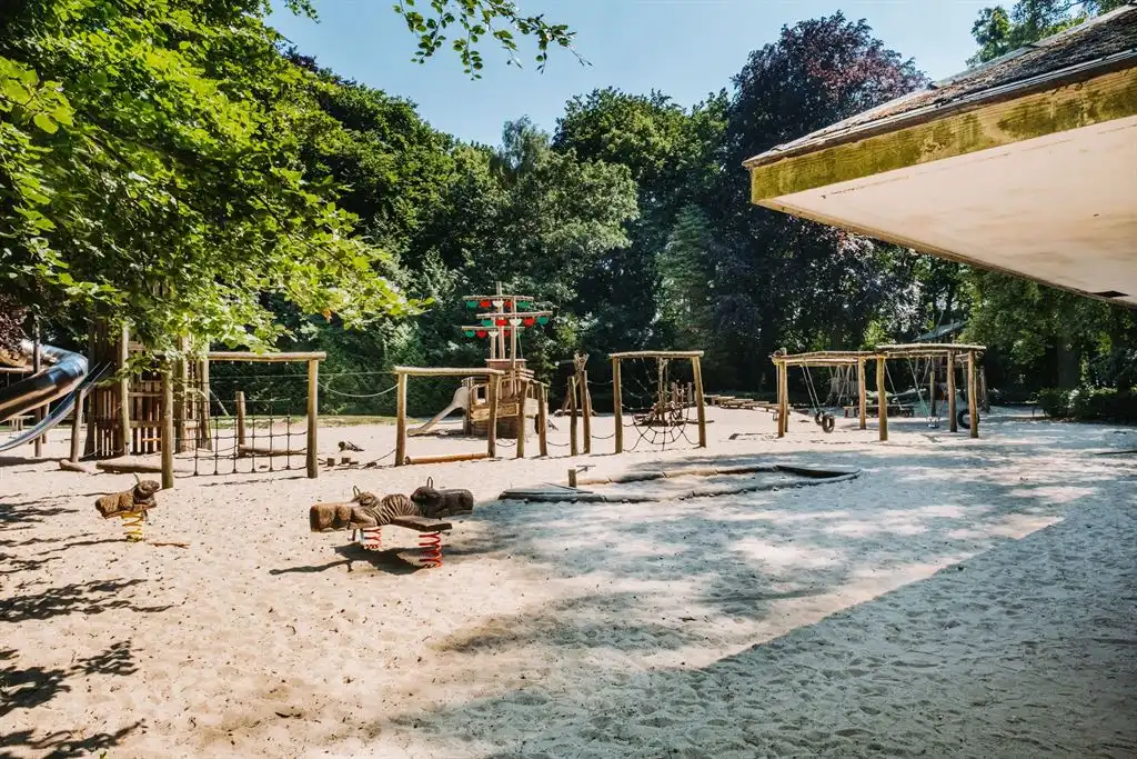 Instapklaar 2 slpk appartement nabij Te Boelaarpark foto 18