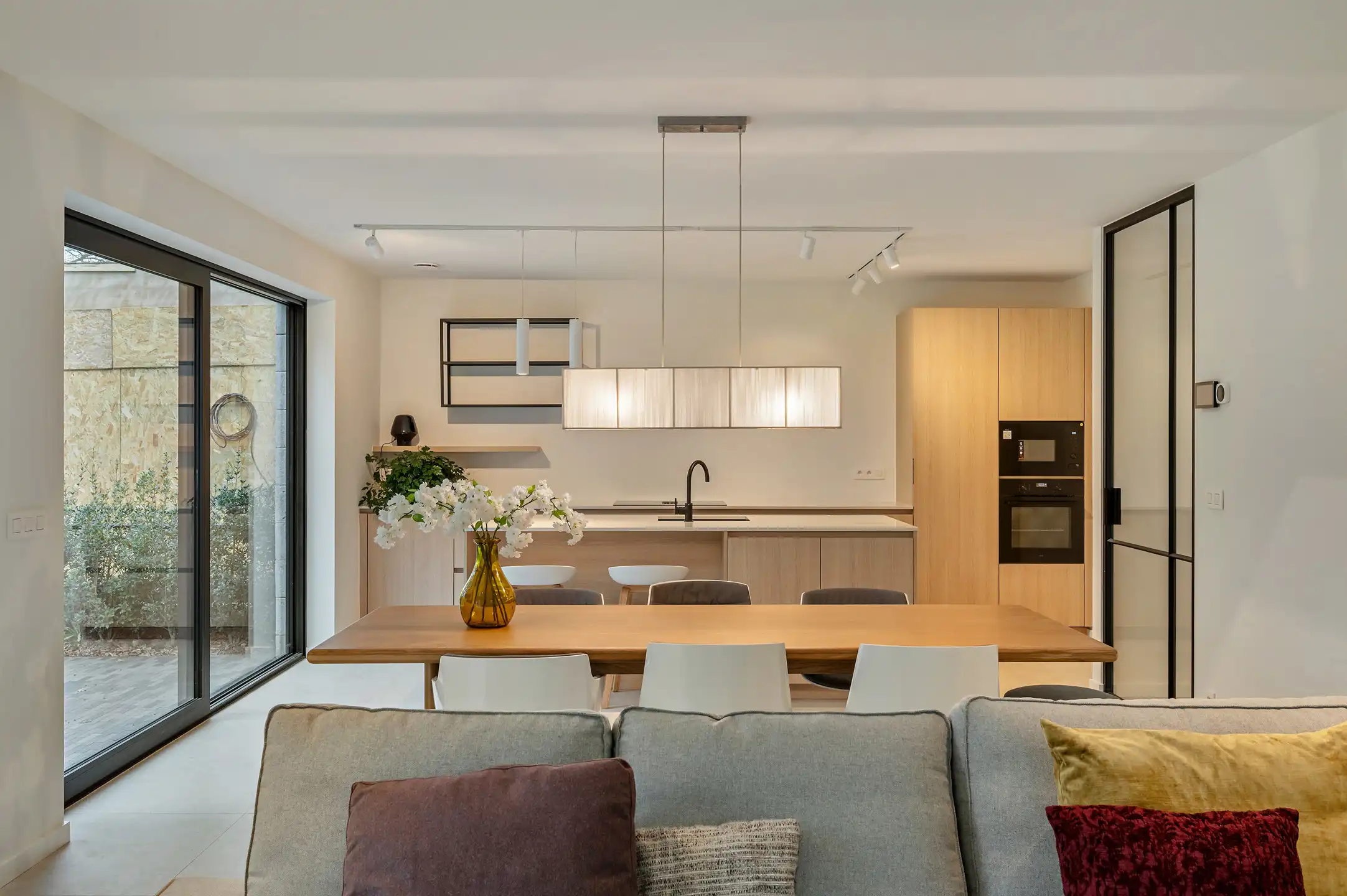 Vrijstaande nieuwbouwwoning op ca. 538 m² grond foto 5