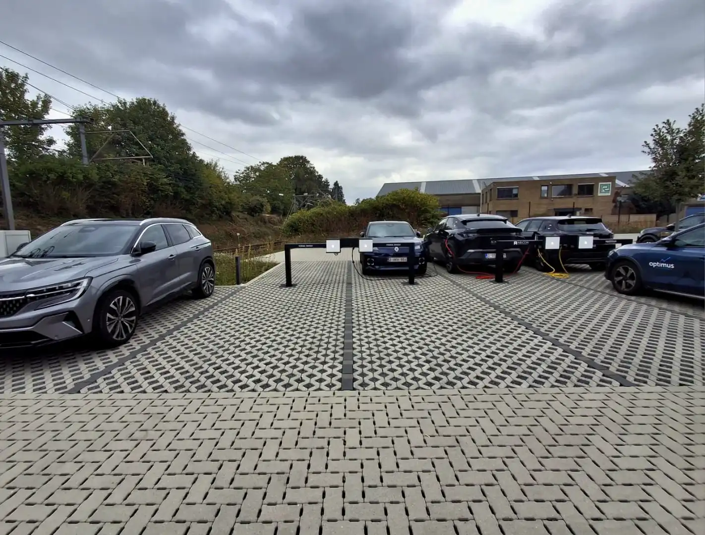 INSTAPKLAAR KANTOOR IN HARTJE TIELT foto 20