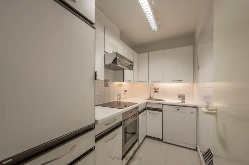 Instapklaar appartement met 1 slaapkamer in Residentie Sunrise foto 6