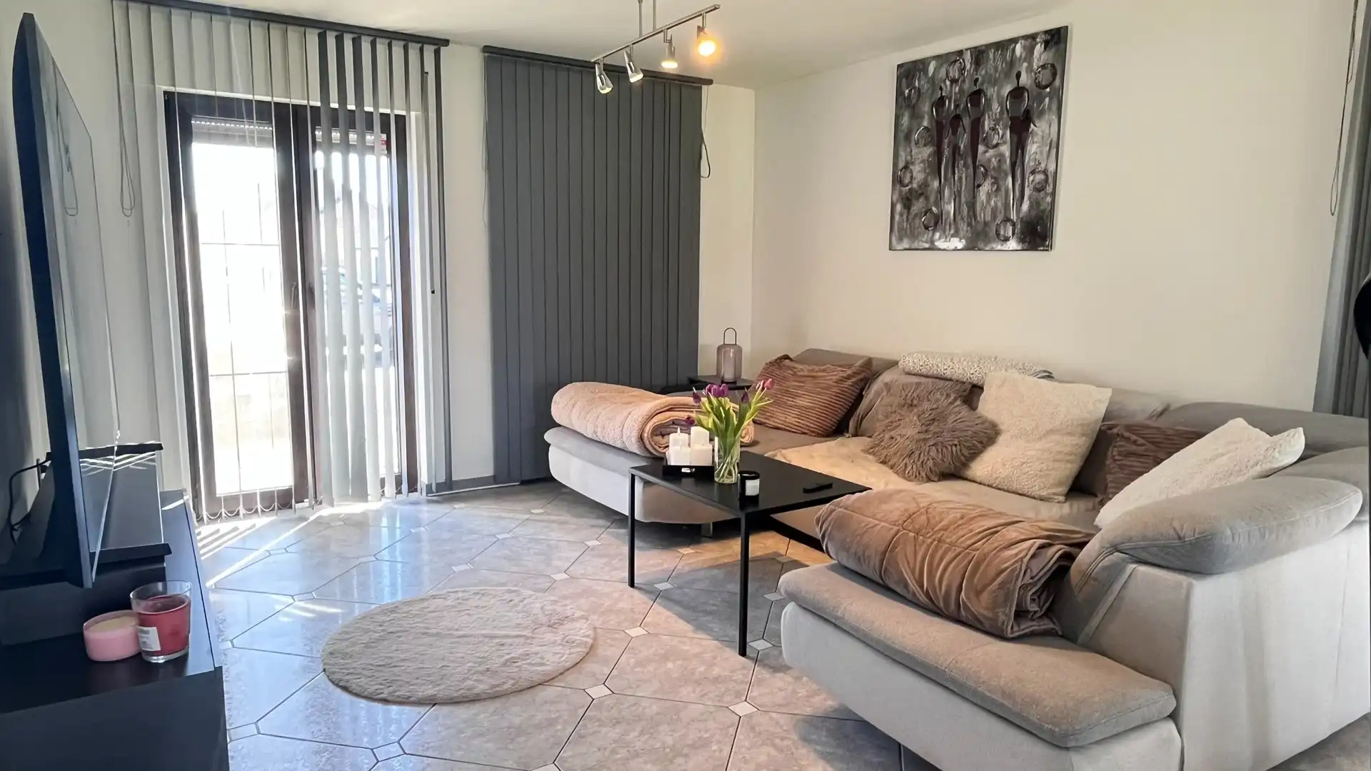 Vrijstaande woning met 4 slaapkamers en inpandige garage. foto 10