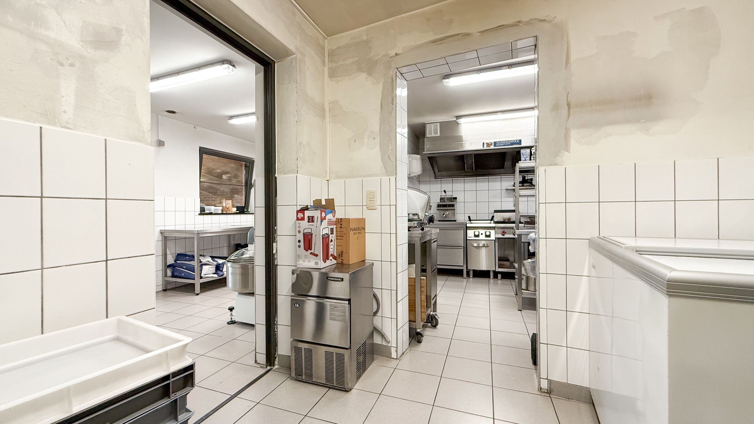 Horecapand met volledige inrichting op goed gelegen locatie! foto 30