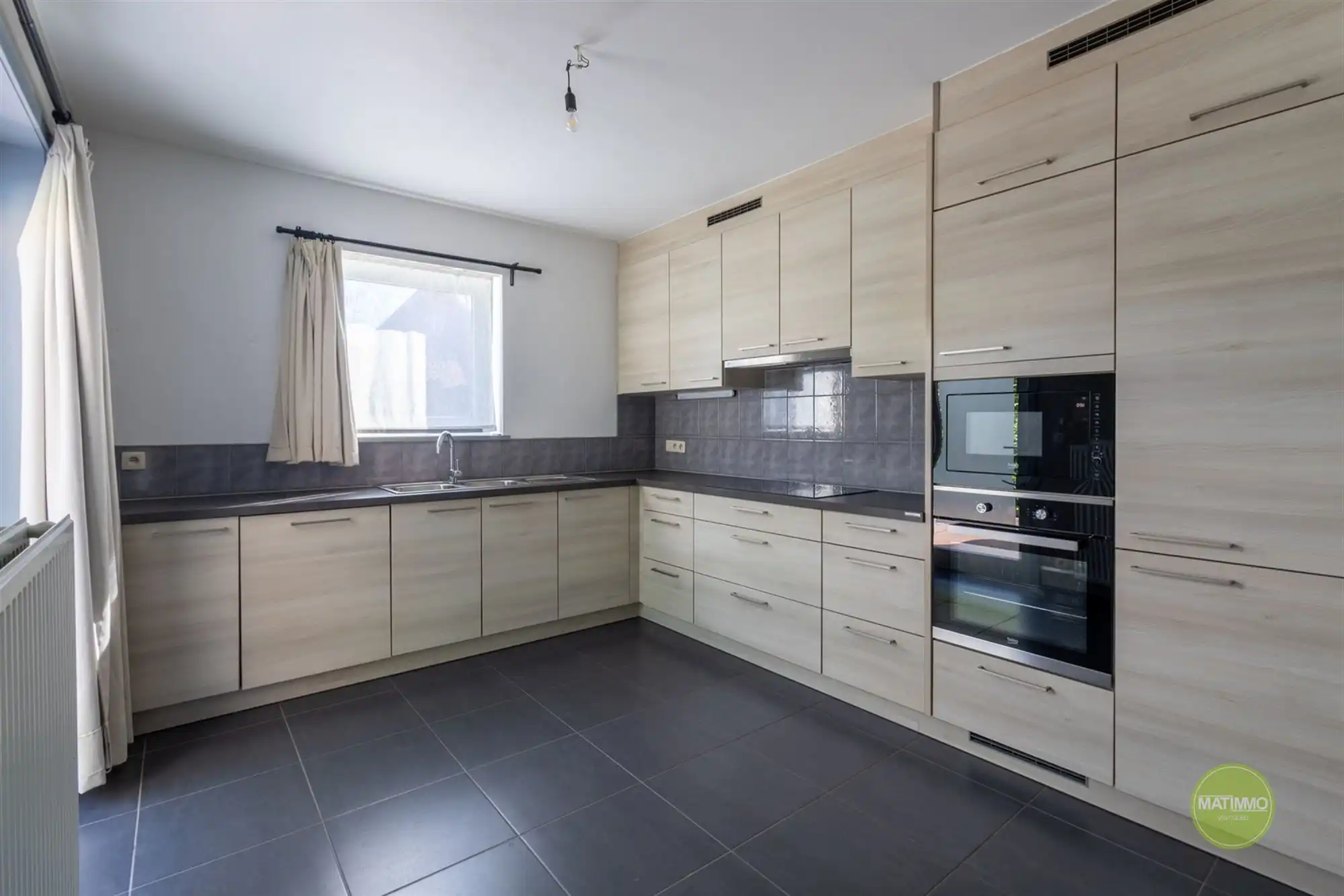 Instapklare gezinswoning met 3 slaapkamers te Balen foto 6