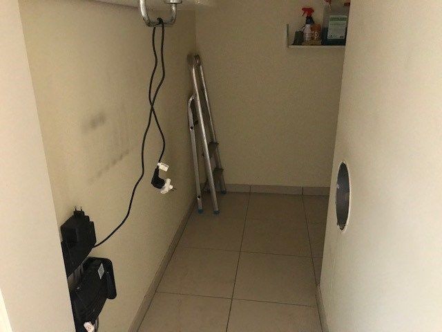 Zeer gerieflijk ongemeubeld appartement dichtbij alle winkels foto 7