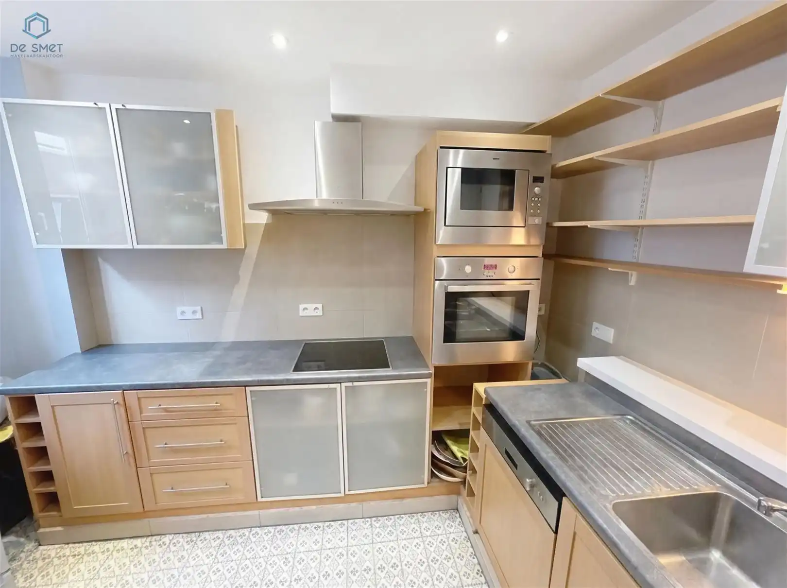 Charmante stadswoning met 4 slaapkamers, terras en diepe tuin op wandelafstand van het centrum van Geraardsbergen foto 3