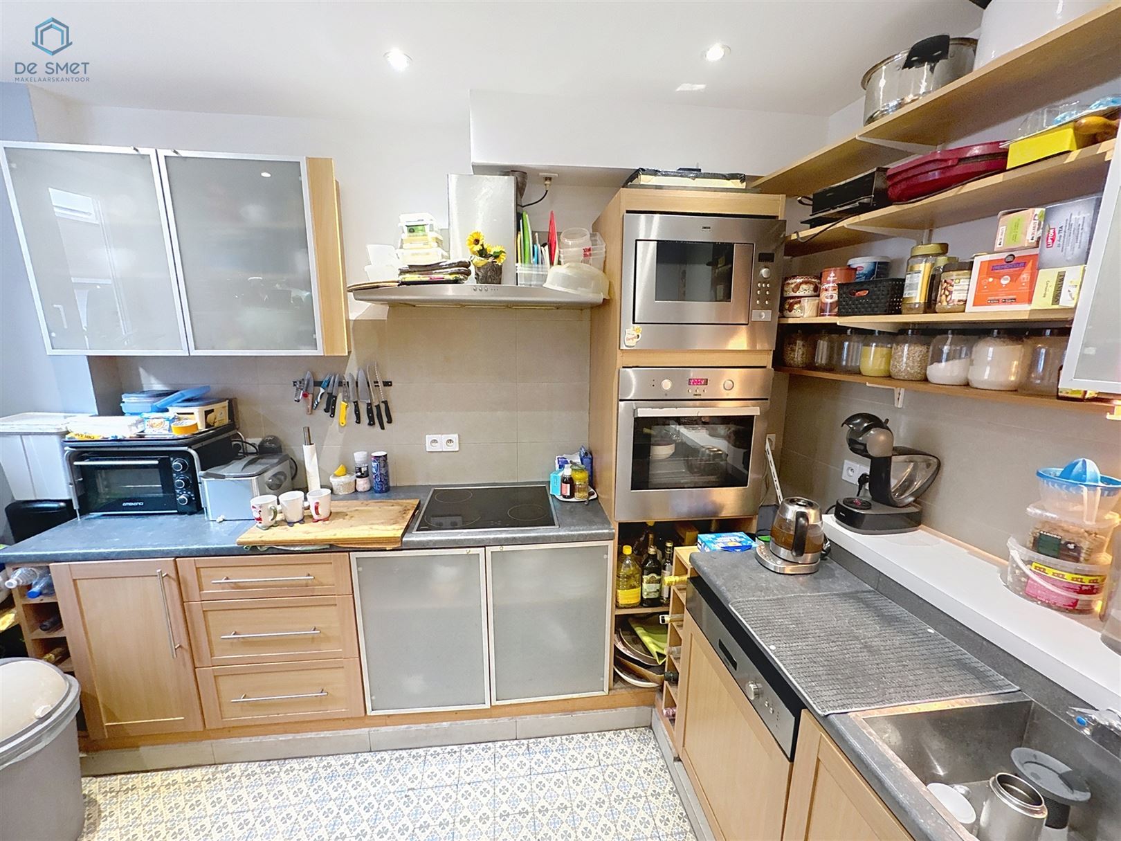 Charmante stadswoning met 4 slaapkamers, terras en diepe tuin op wandelafstand van het centrum van Geraardsbergen foto 3