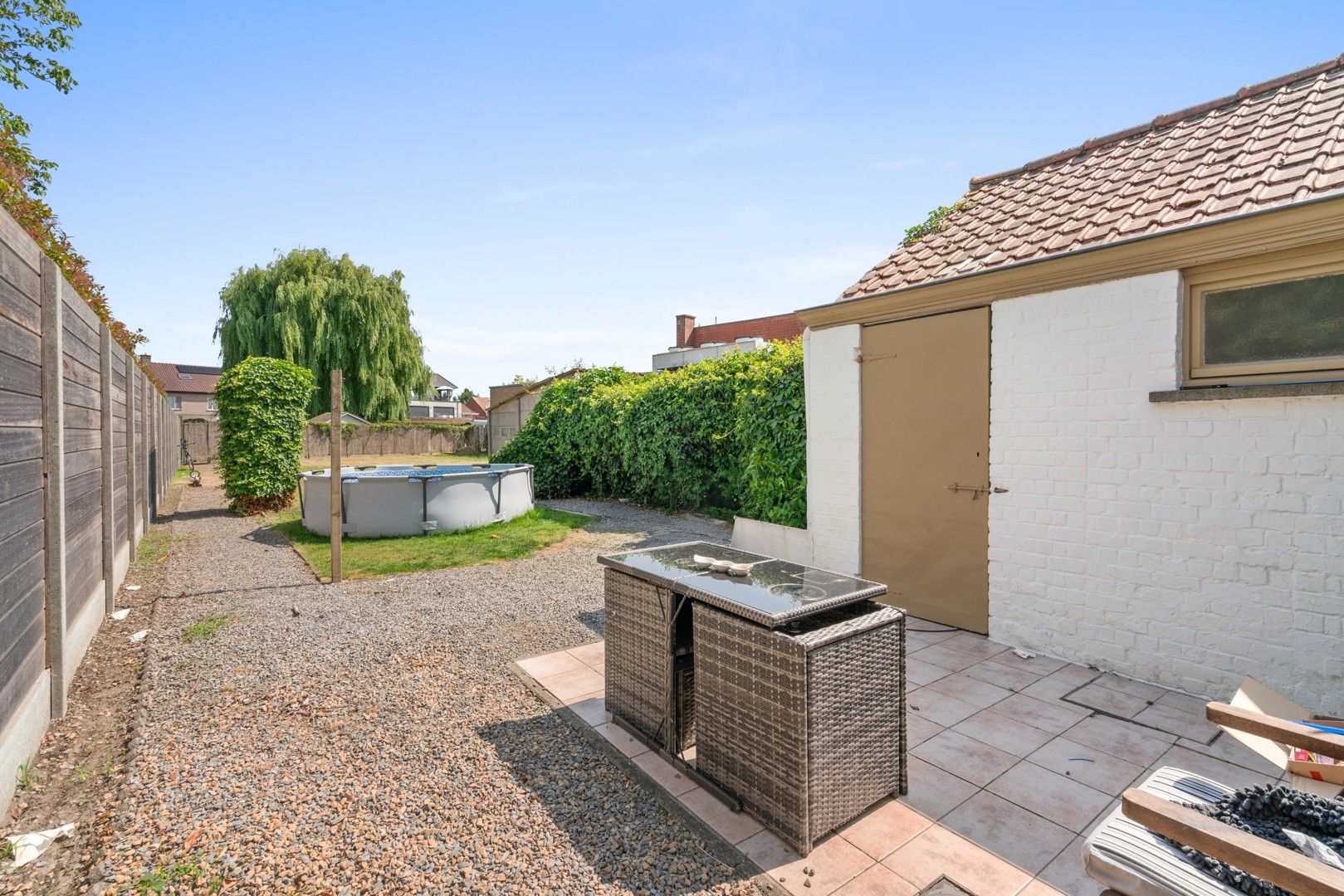 Halfopen woning met tuin in het centrum van Nevele! foto 5