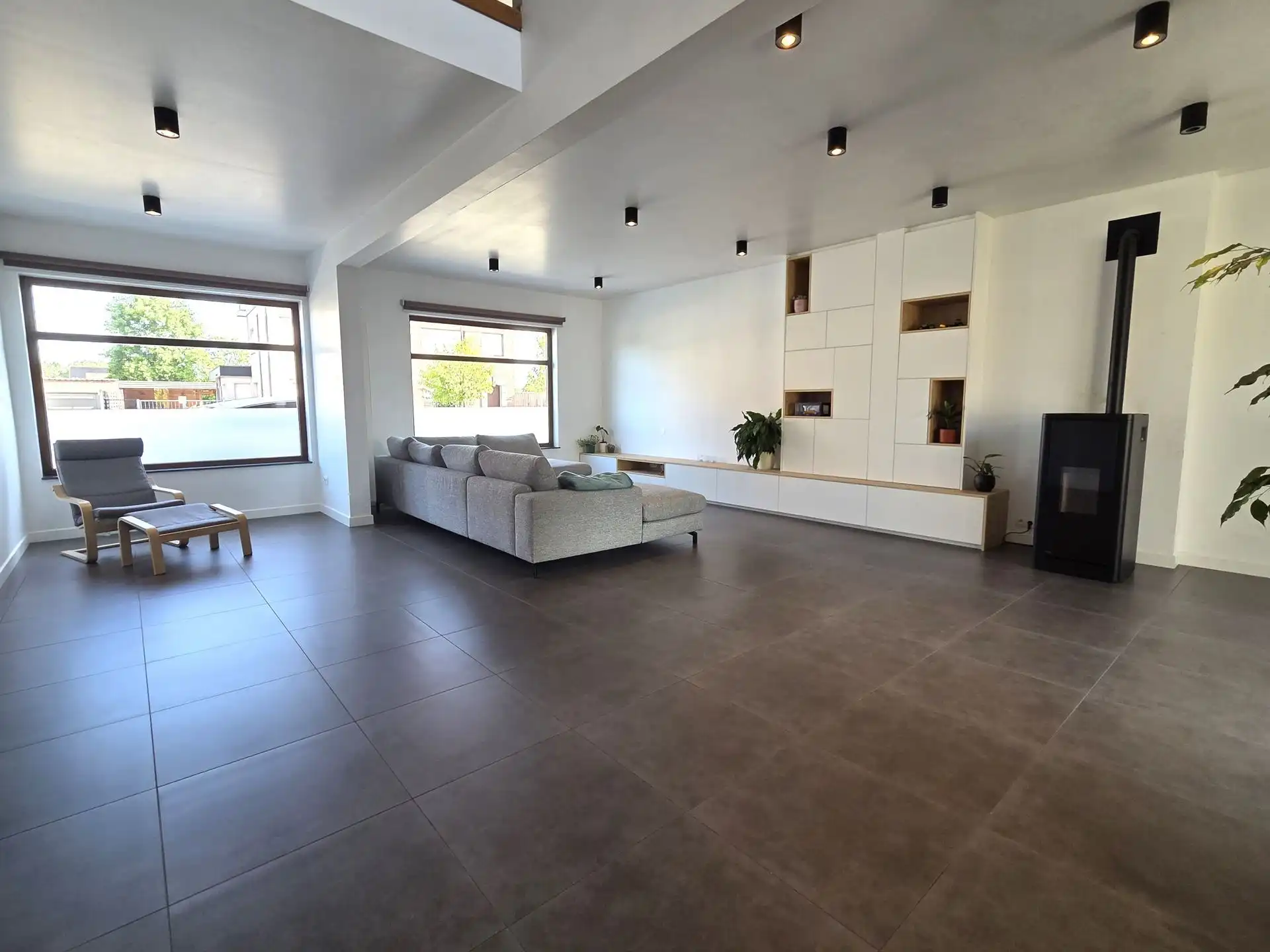 Charmante instapklare woning met zuidgerichte tuin op 1160 m² foto 4