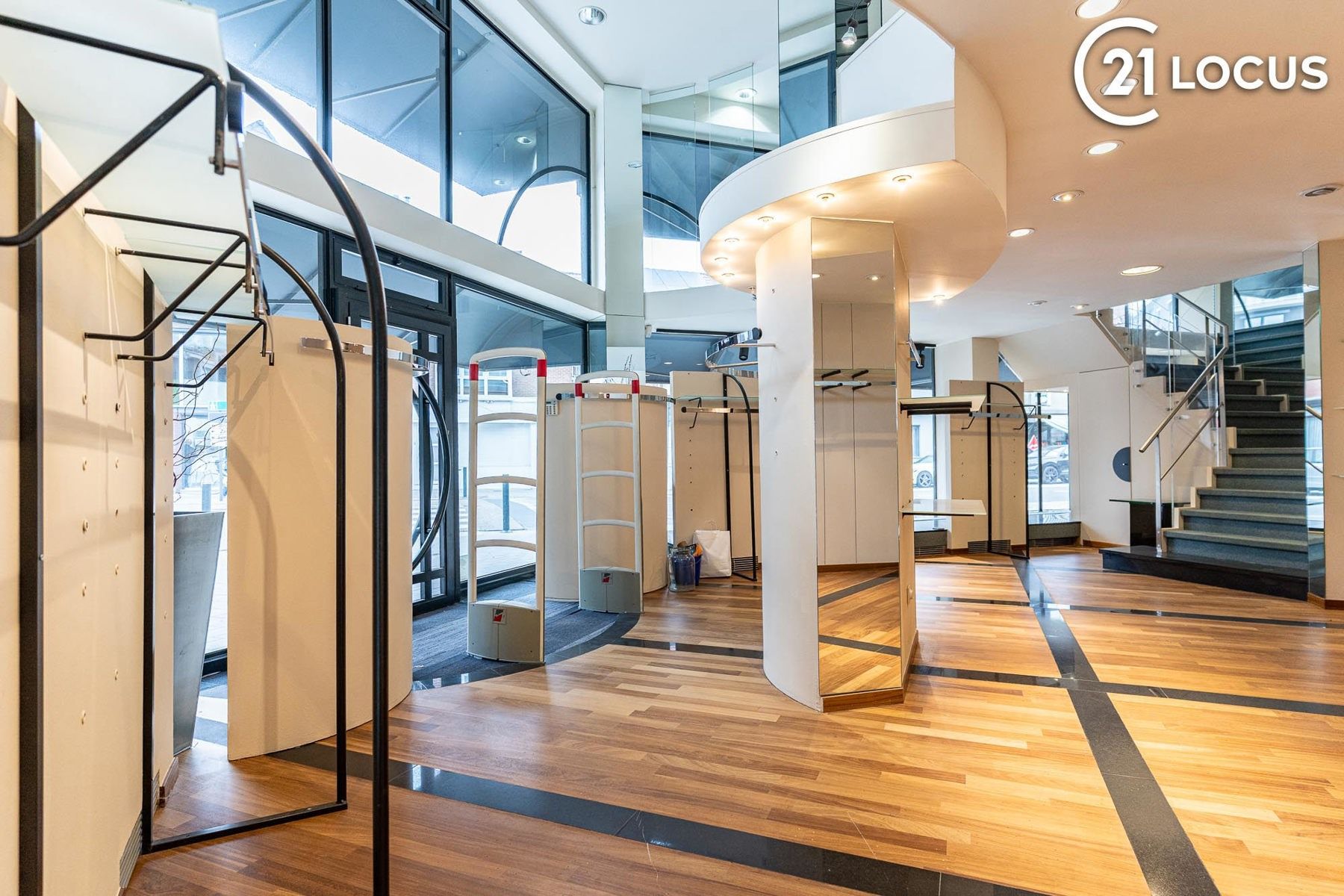 Ruim en aantrekkelijk handelspand – Klaar voor ondernemerschap foto 8