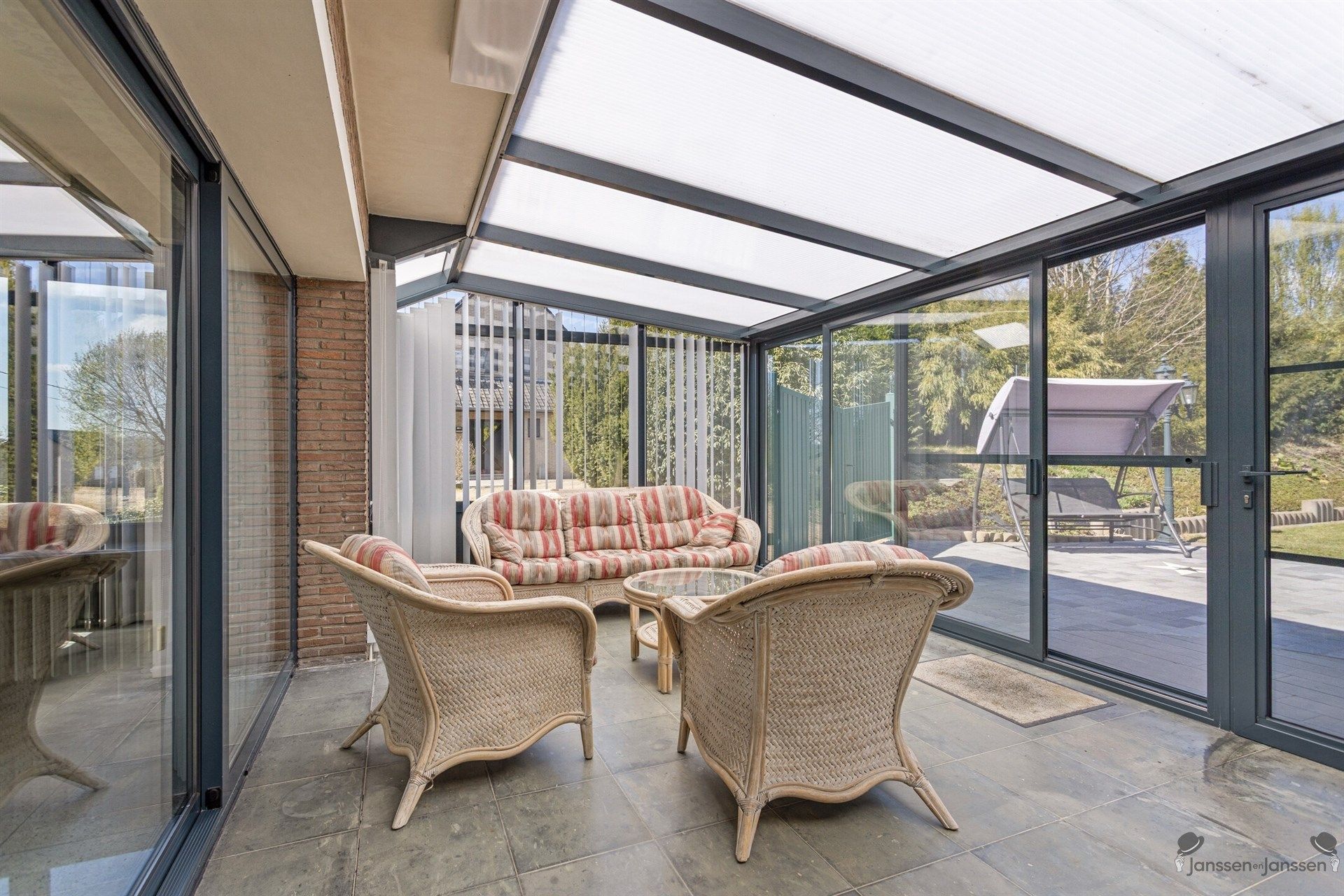 Prachtige landelijke villa met ruime opslagmogelijkheden. foto 13