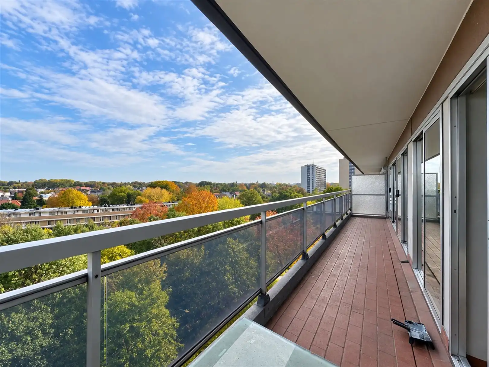 Modern appartement met 1 slaapkamer  foto 12