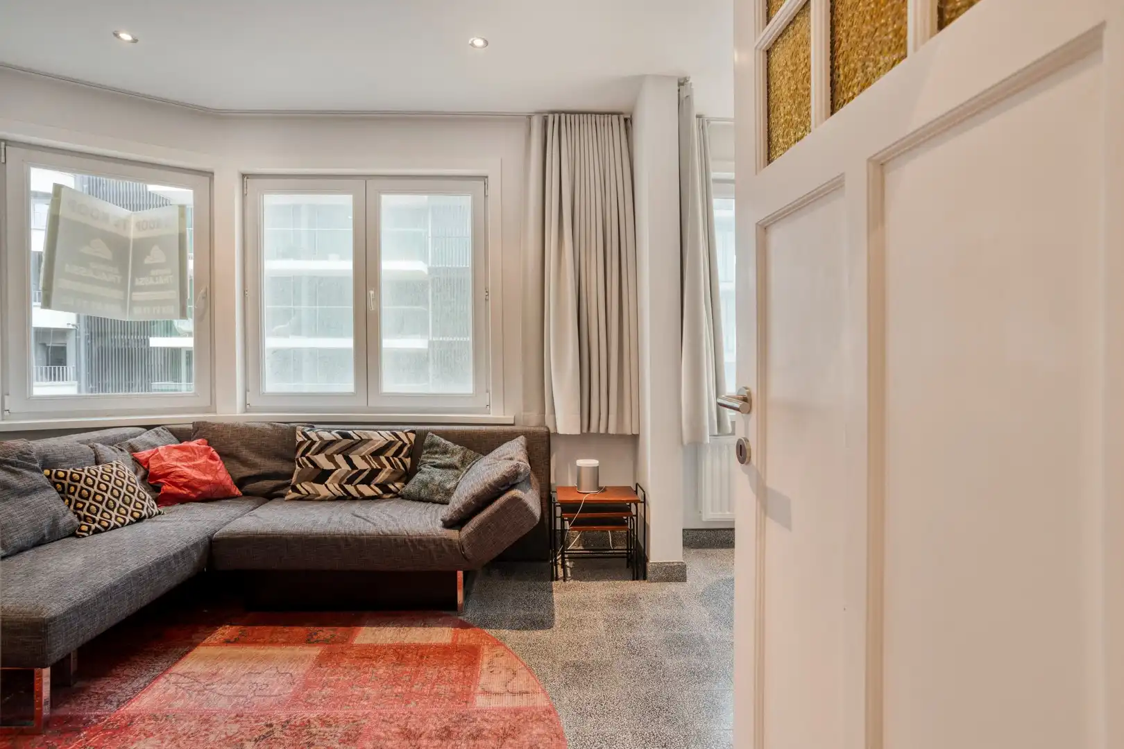 Gerenoveerd 1 slaapkamer appartement in een residentie in Art Deco-stijl met zijdelings zeezicht foto 6