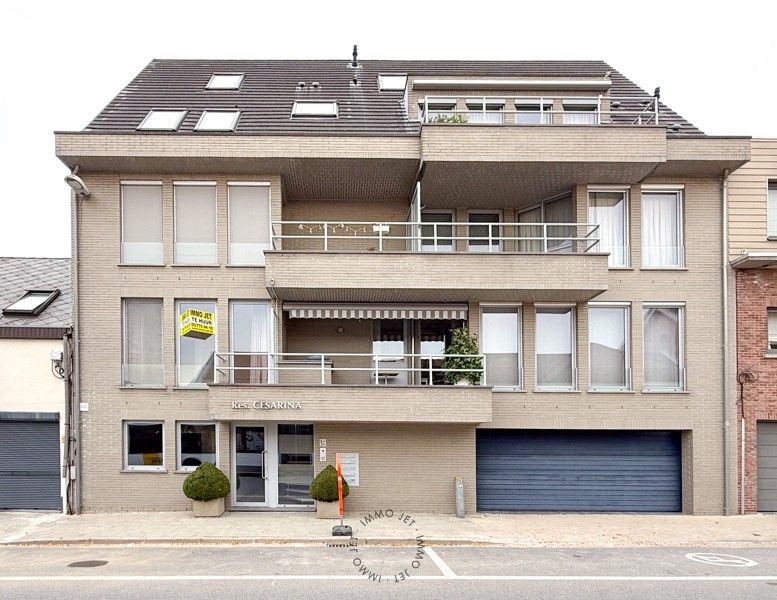 Duplex appartement met tuin in centrum van Beveren foto {{pictureIndex}}