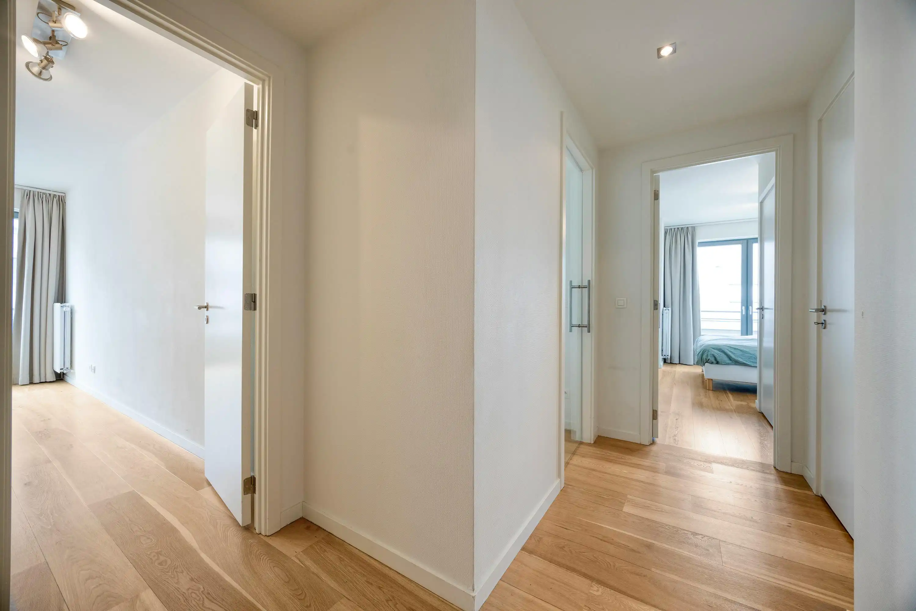 2-kamer appartement te koop in Evere aan de NAVO foto 3