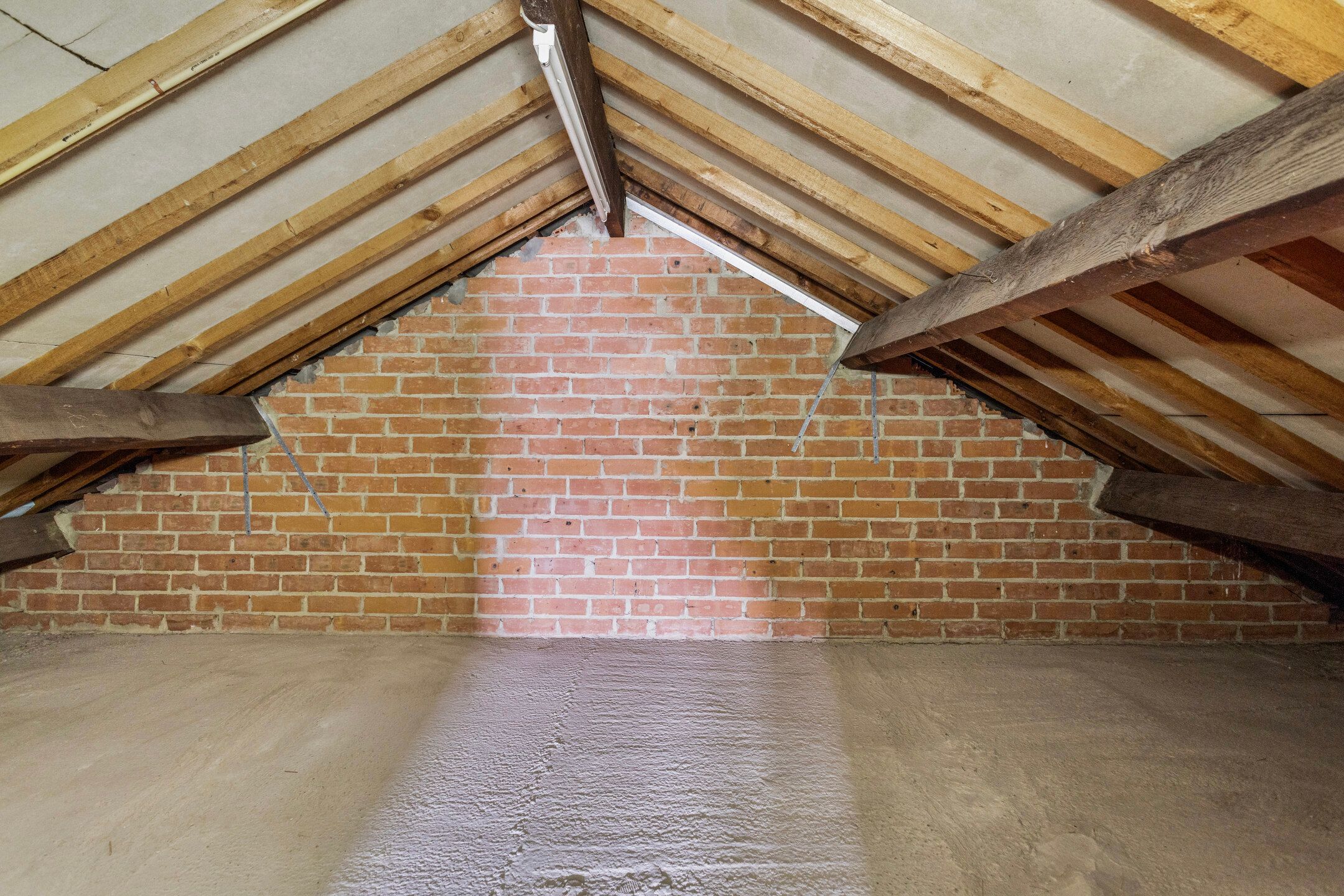 Ruime, te renoveren woning op perceel van 8a70 foto 22