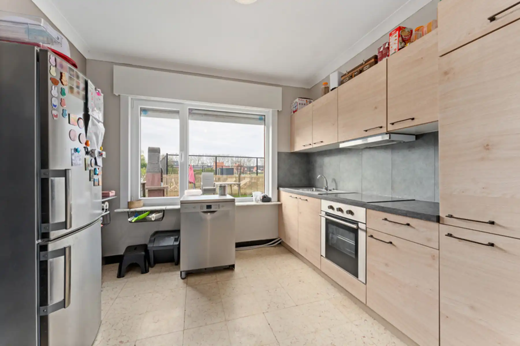 Rustig gelegen alleenstaande woning met tuin en garage. foto 13