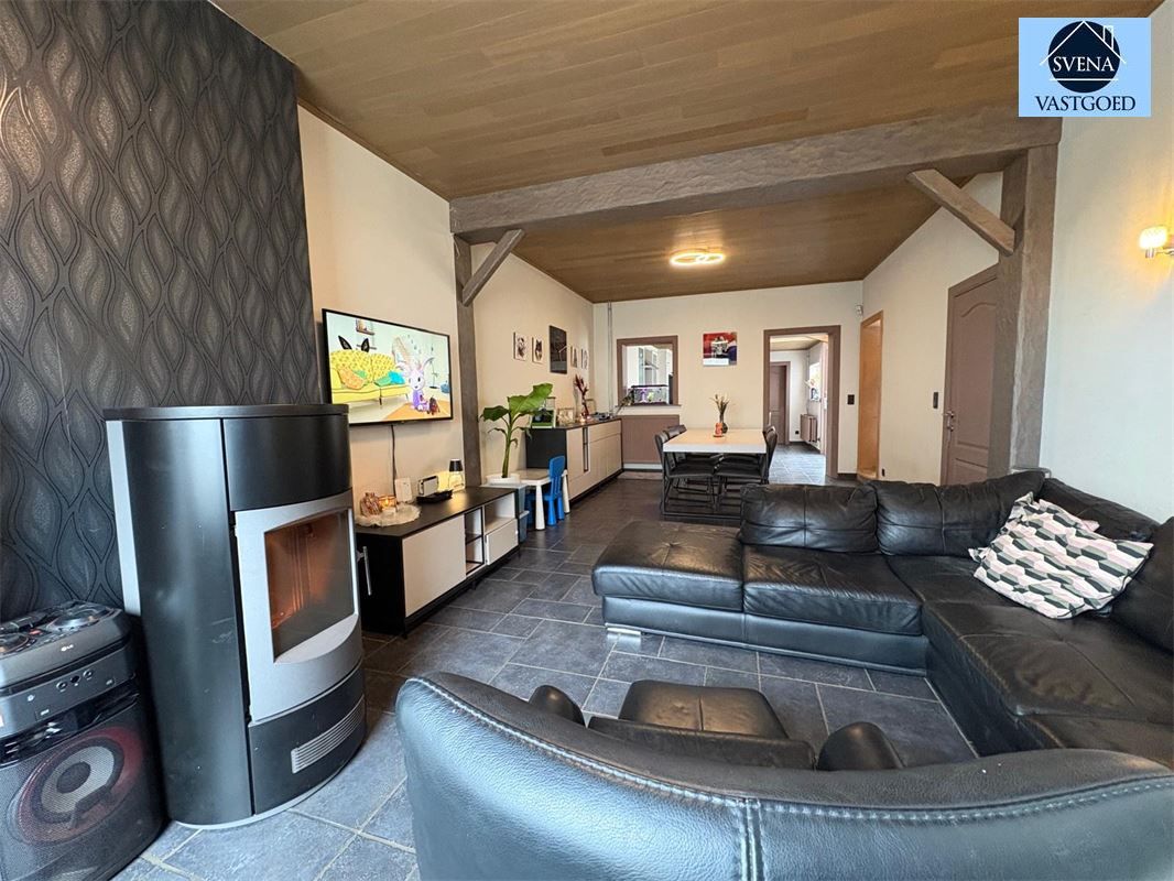 INSTAPKLARE WONING MET 5 KAMERS IN HET CENTRUM VAN MEERBEKE foto 3