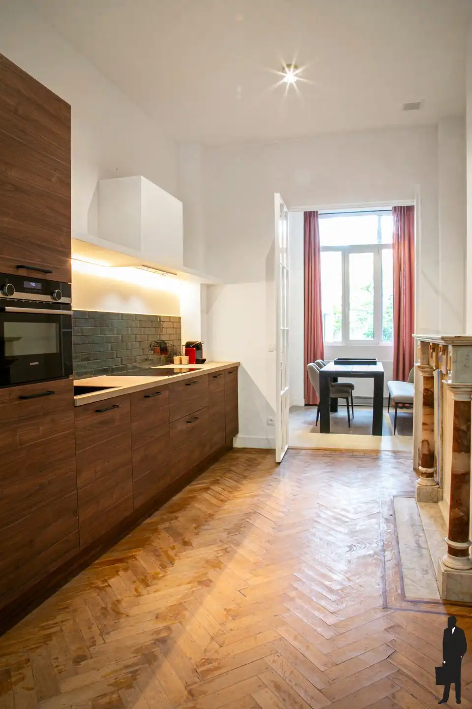 Vergund appartementsgebouw met vast rendement op het Zuid foto 2