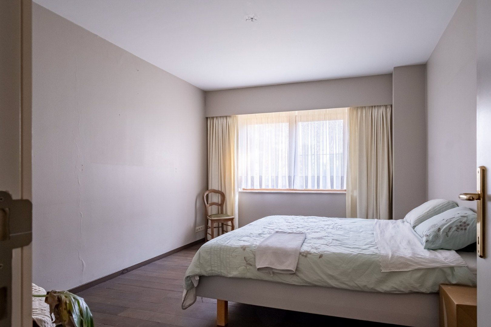 Gelijkvloers appartement met twee slaapkamers foto 15