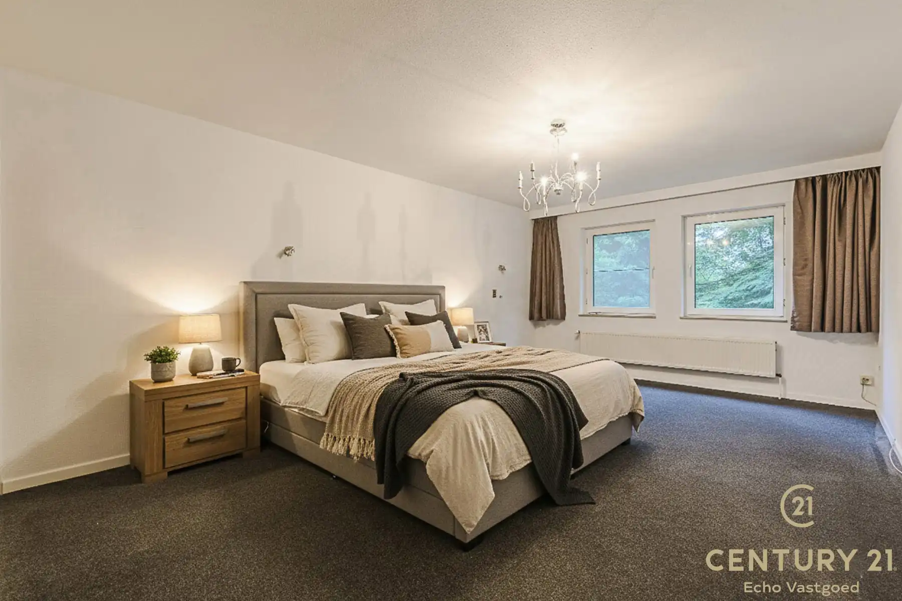 Ruime, unieke villa op royaal perceel in villawijk De Lint. foto 17