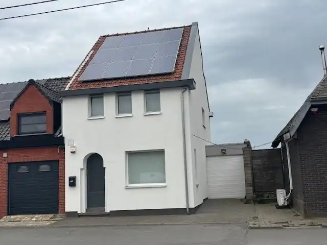 Instapklare woning met 4 slaapkamers, tuin en kleine garage met landelijk zicht  (energielabel B)! foto 18