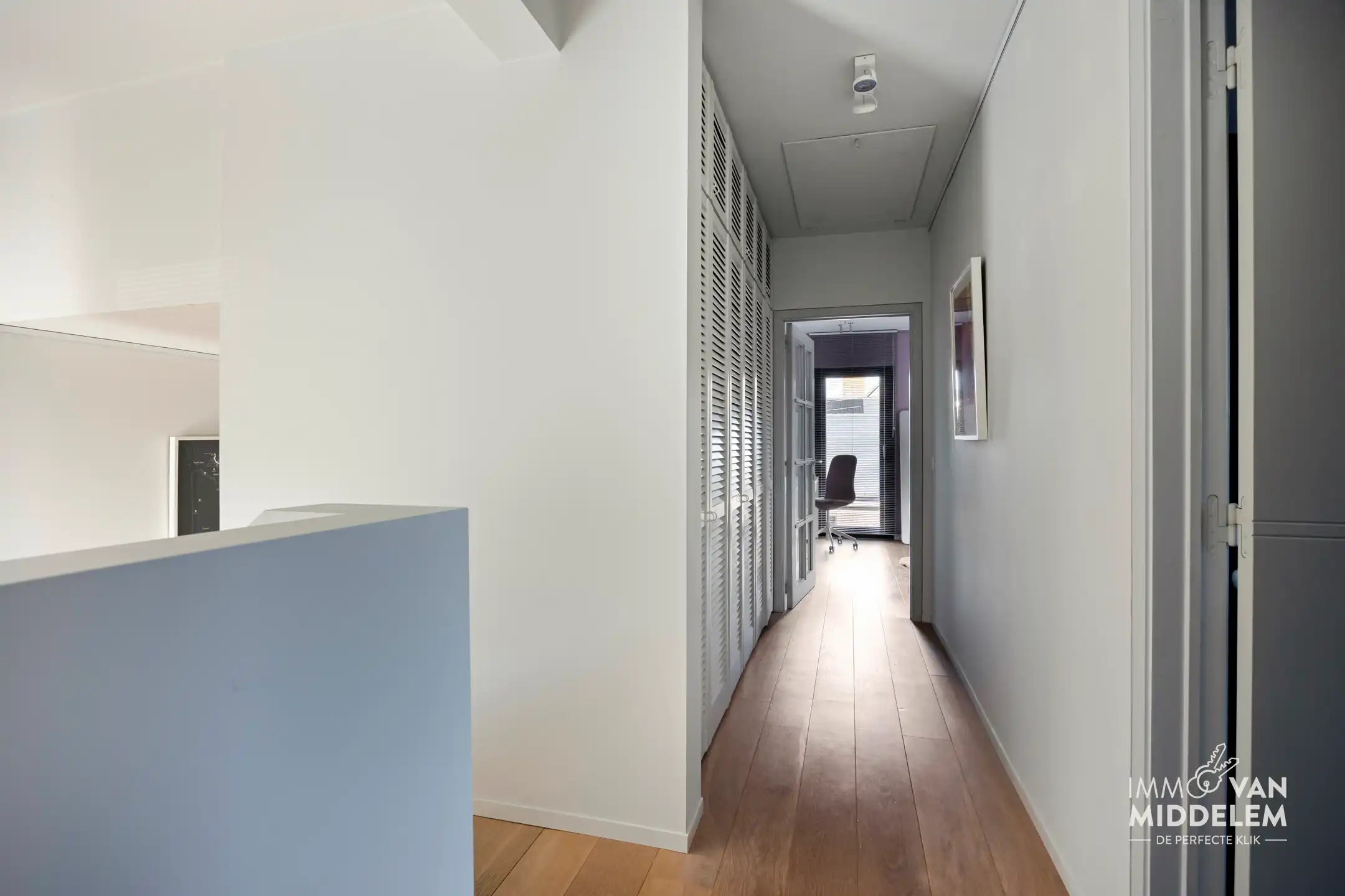 RUIME VILLA MET 4 KAMERS, GARAGE EN PRACHTIG AANGELEGDE TUIN foto 13